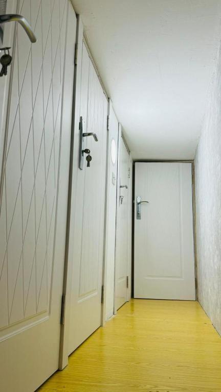 Premium In Oval Tower Business Bay * Dubai