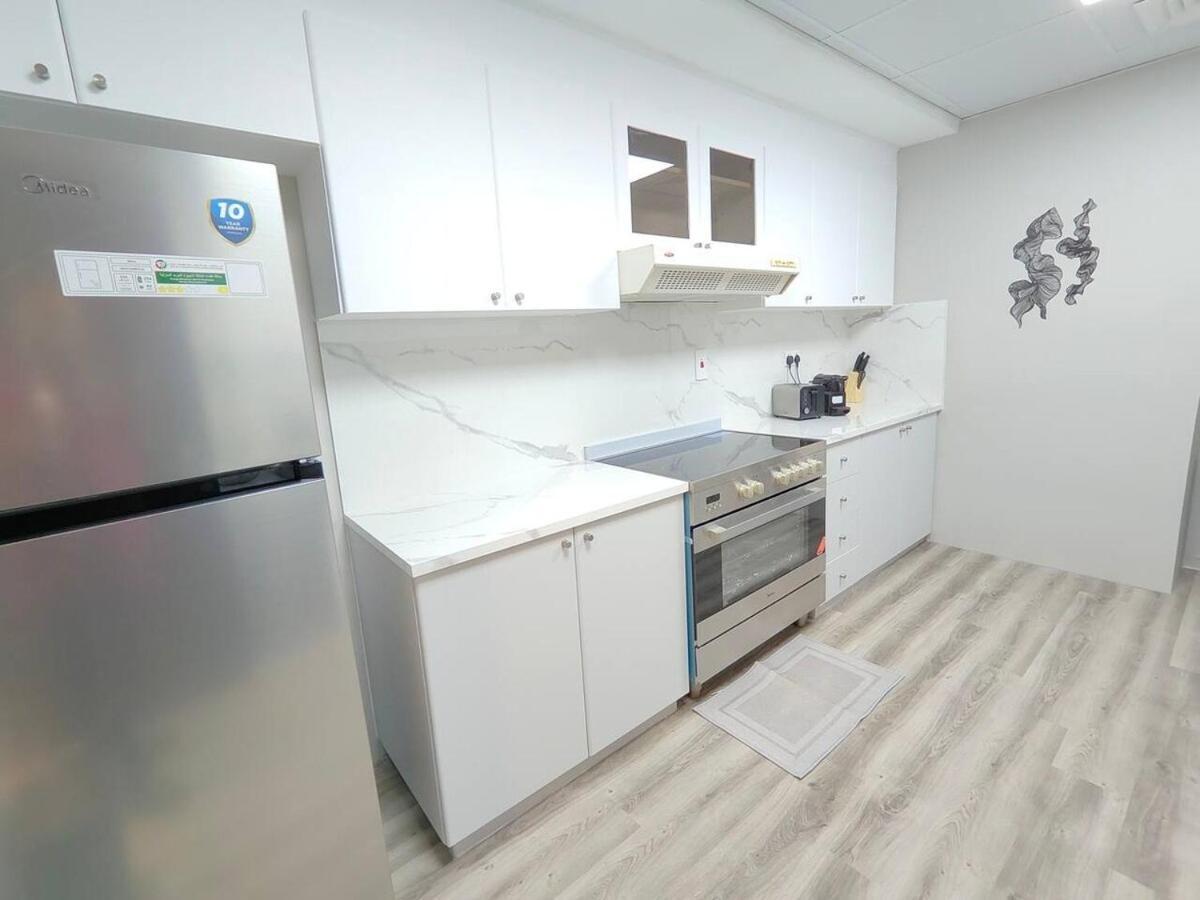 Apartment 37th Flr Lux In Business Bay Dubai