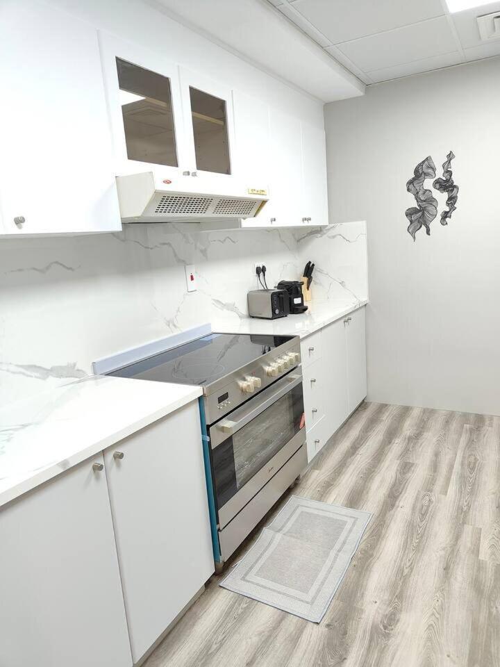 37th Flr Lux In Business Bay Apartment *