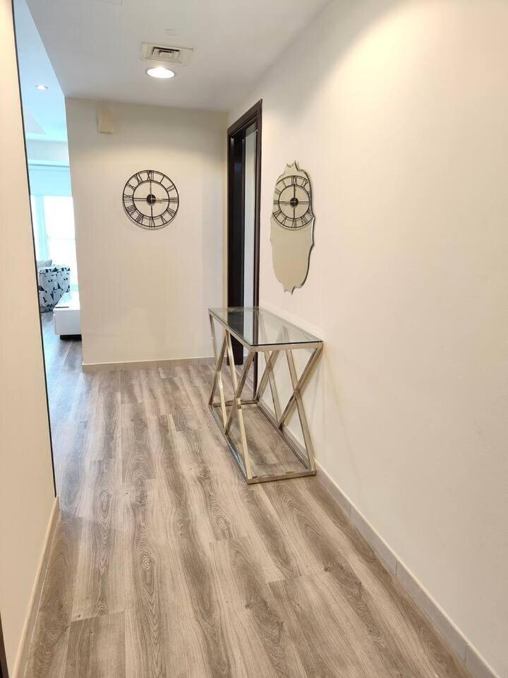 Apartment 37th Flr Lux In Business Bay Dubai
