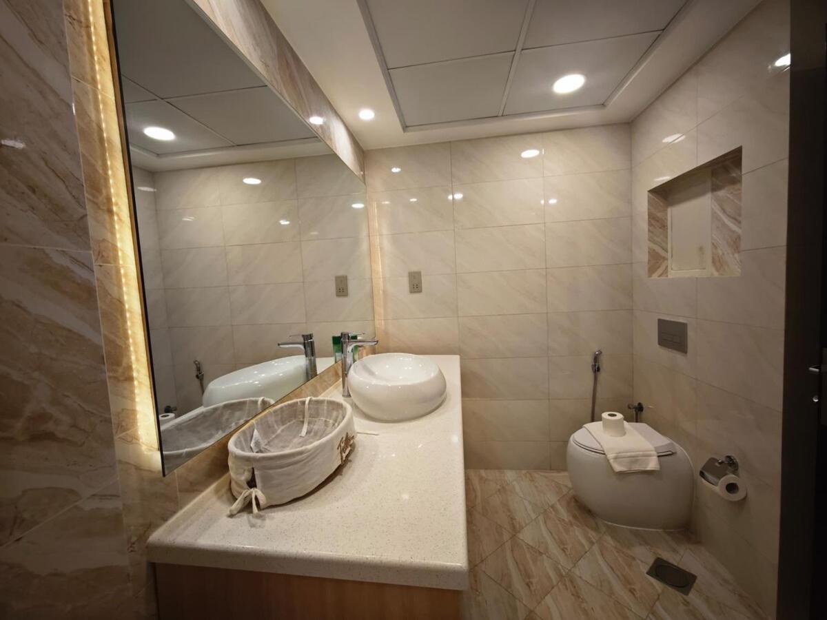 Apartment Luxury 3br Stunning Burj Khalifa View *
