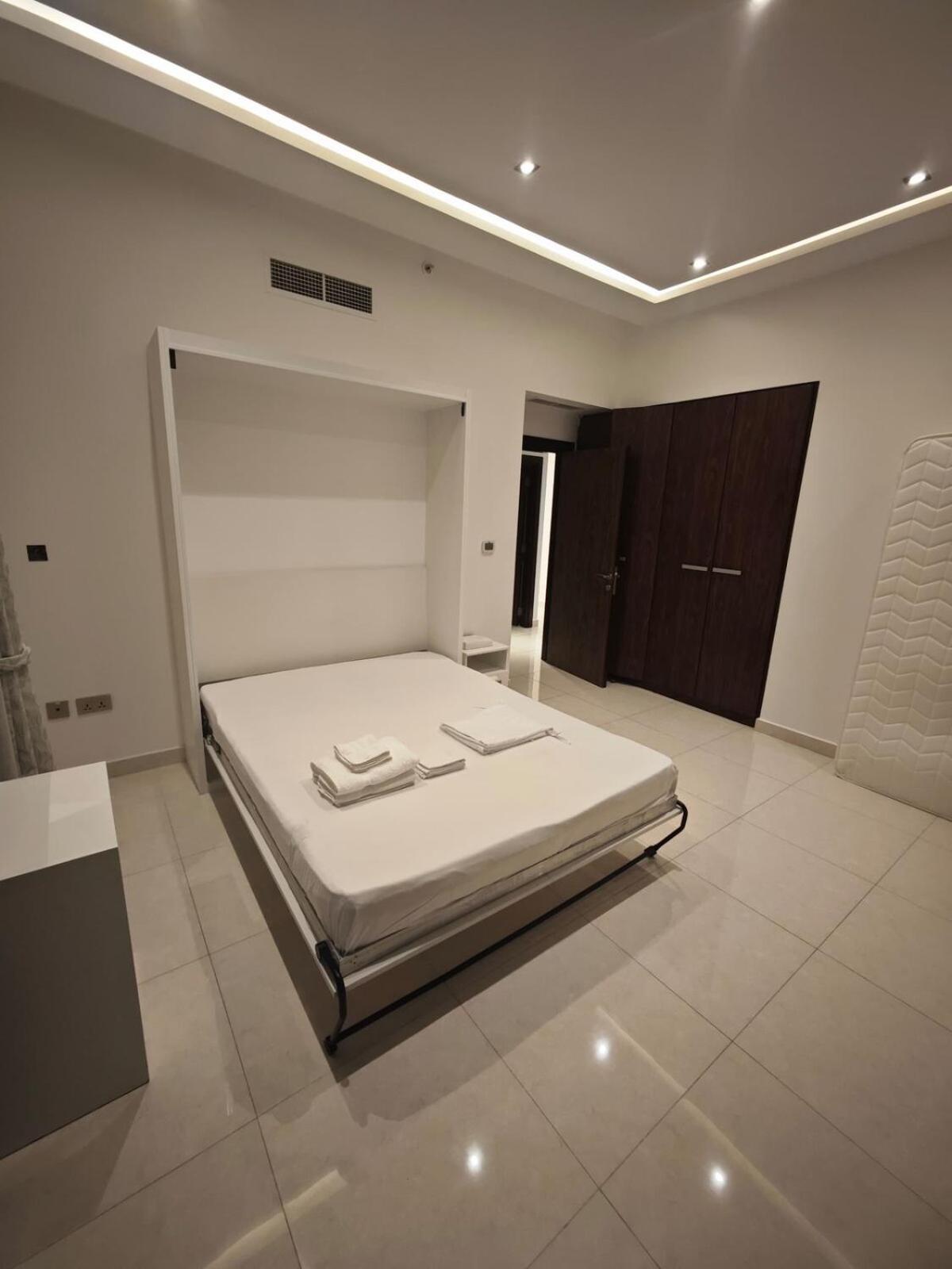 Luxury 3br Stunning Burj Khalifa View Apartment
