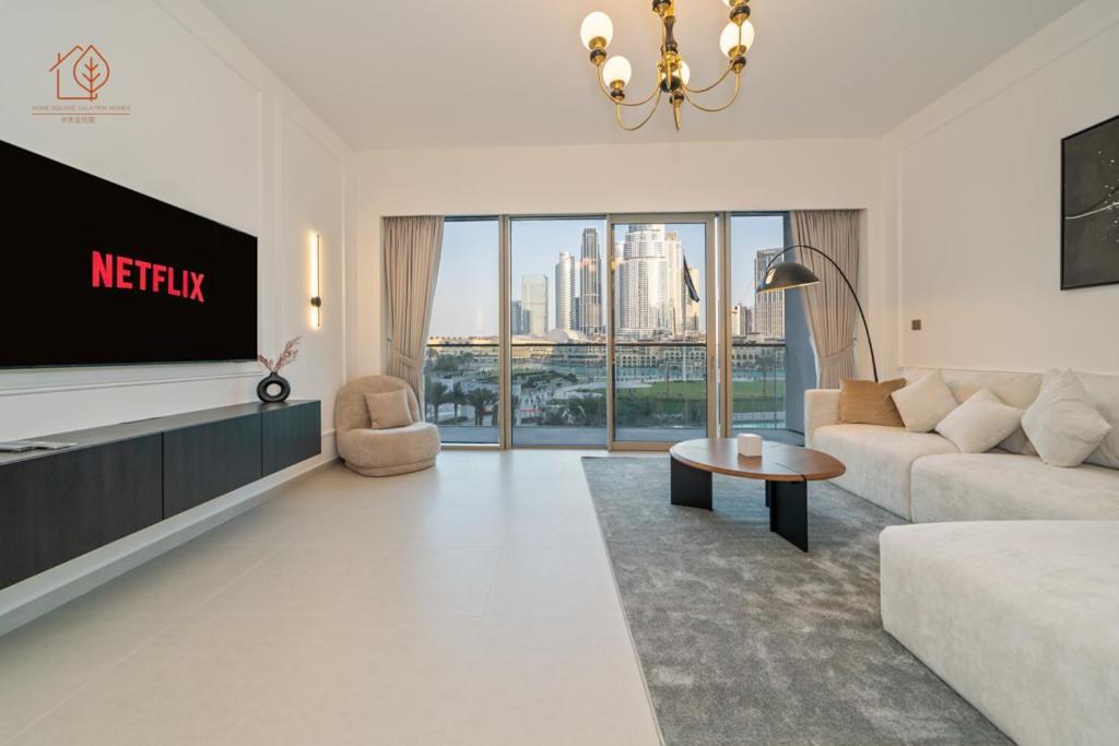 Burj Khalifa Views 2-bedroom 203gr-2 *