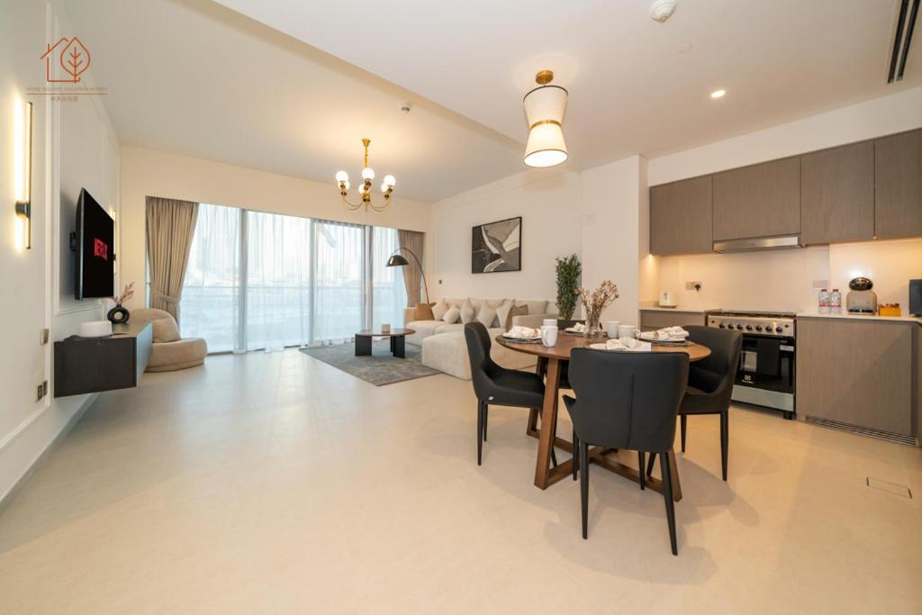 Burj Khalifa Views 2-bedroom 203gr-2 Apartment *