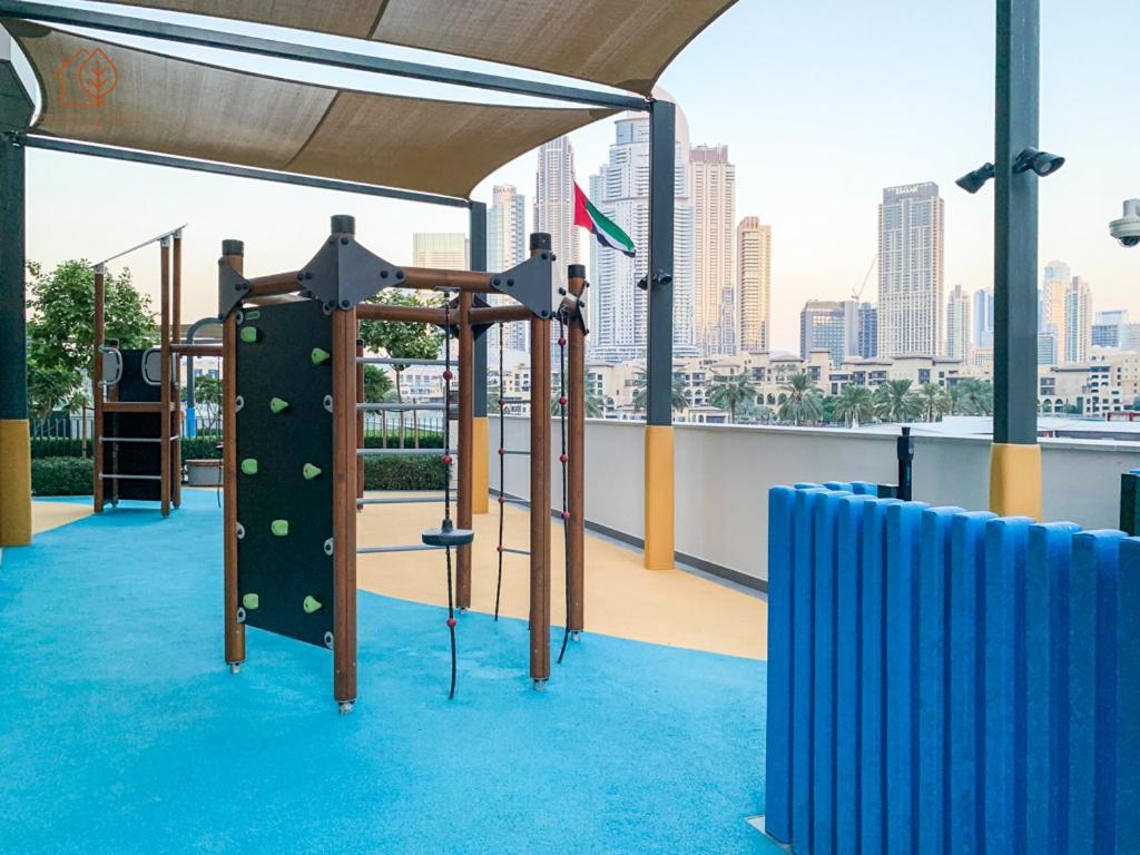Apartment Burj Khalifa Views 2-bedroom 203gr-2 Dubai