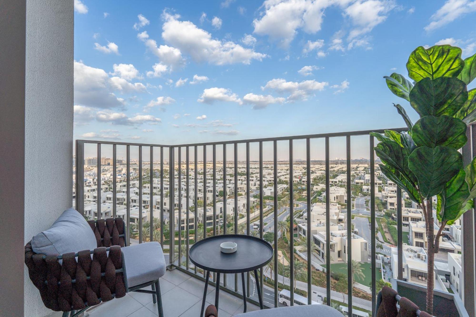 Elegant 1br Getaway For Relaxation In Hills