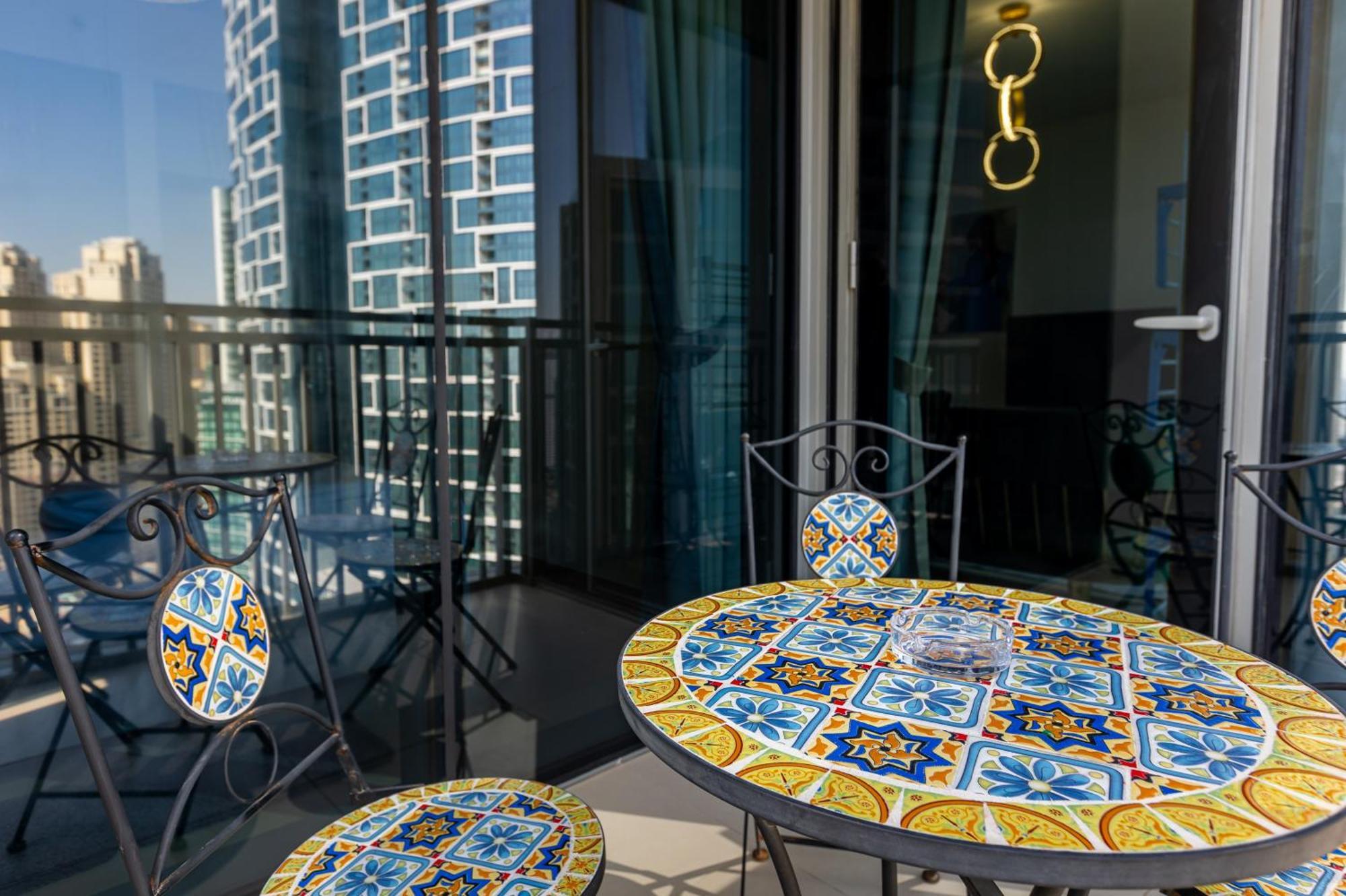 Apartment Elegantescapes - Large 2br W Marina And Sea View *