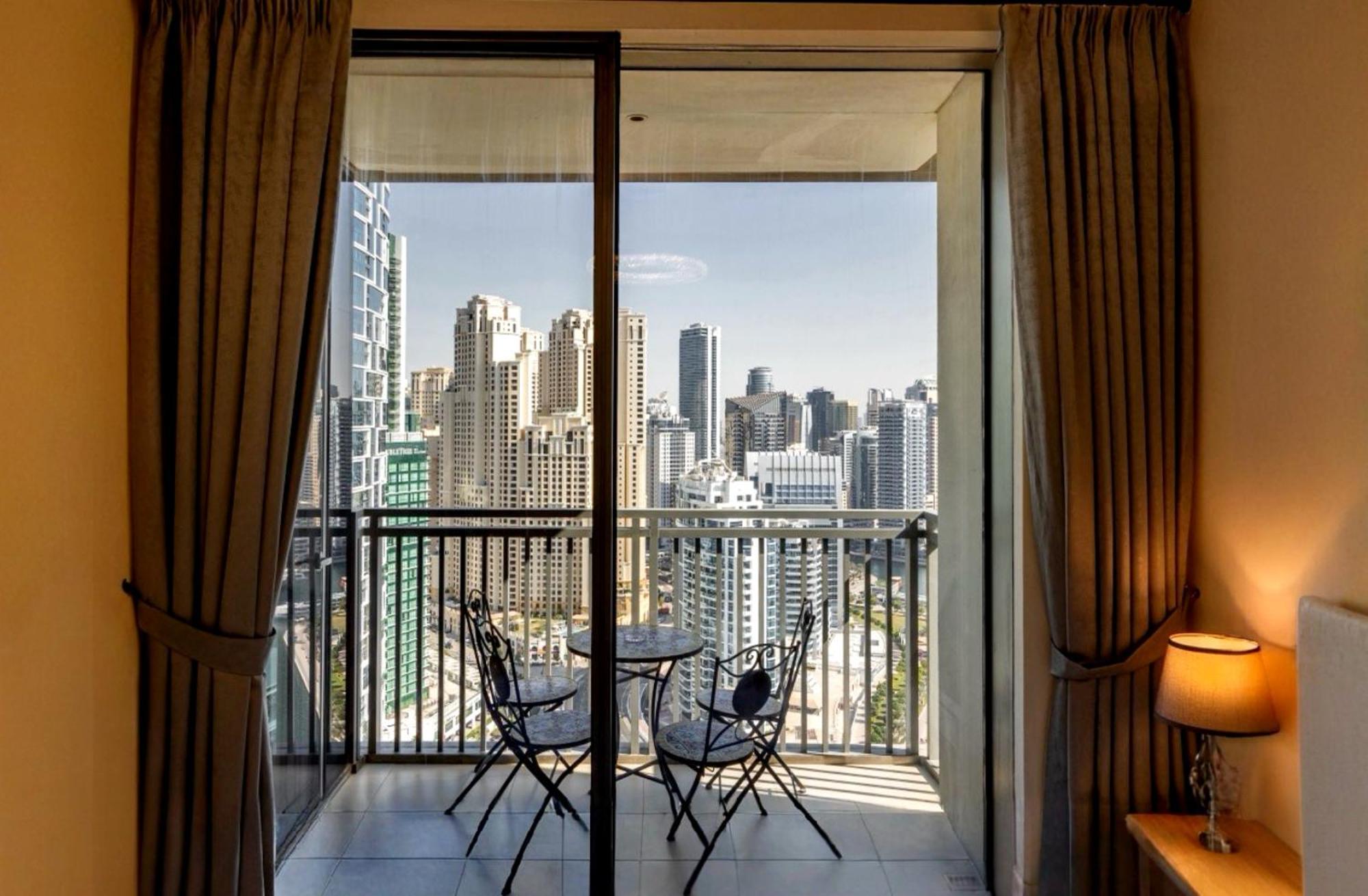 Elegantescapes - Large 2br W Marina And Sea View