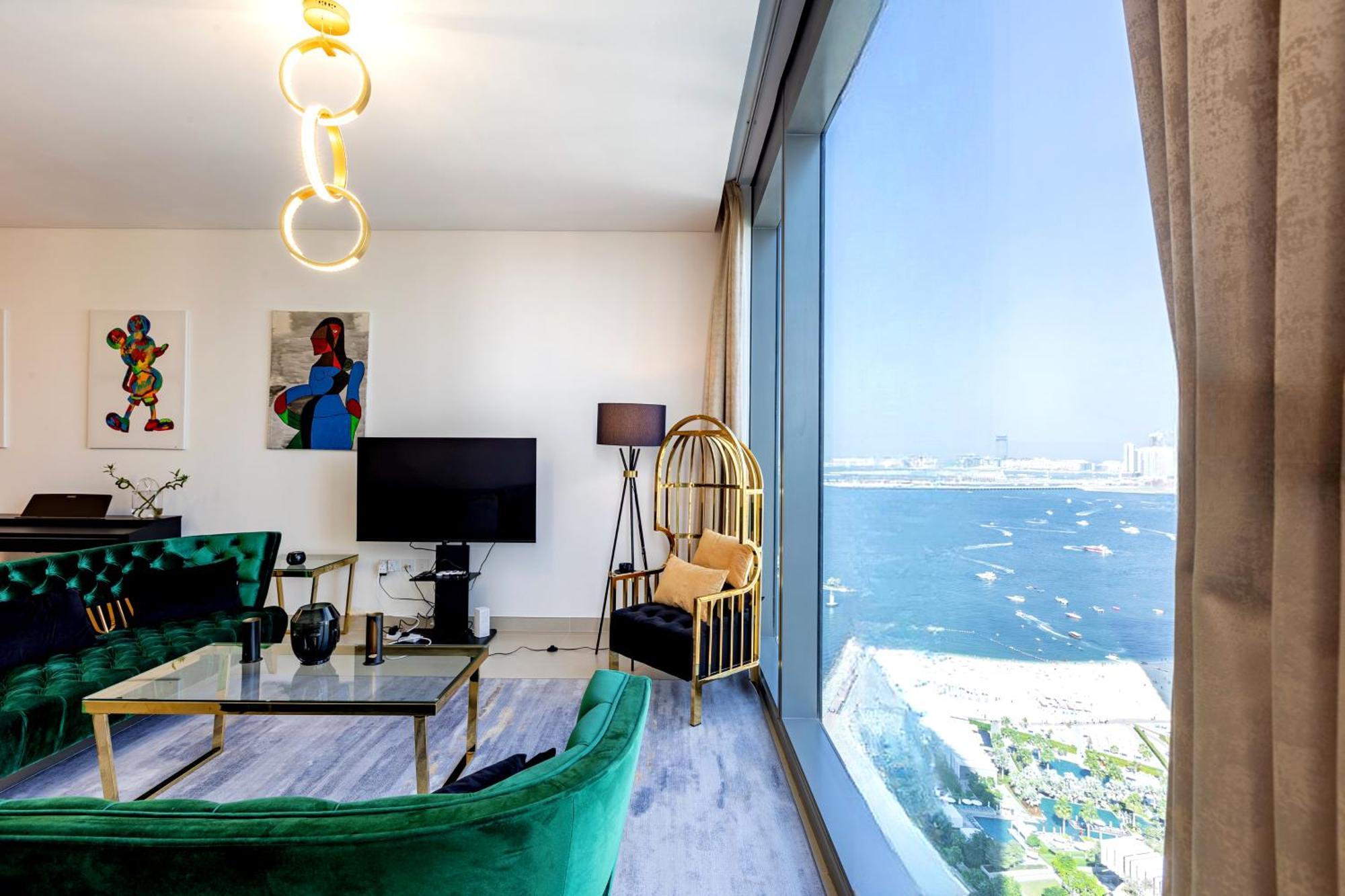 Elegantescapes - Large 2br W Marina And Sea View Apartment