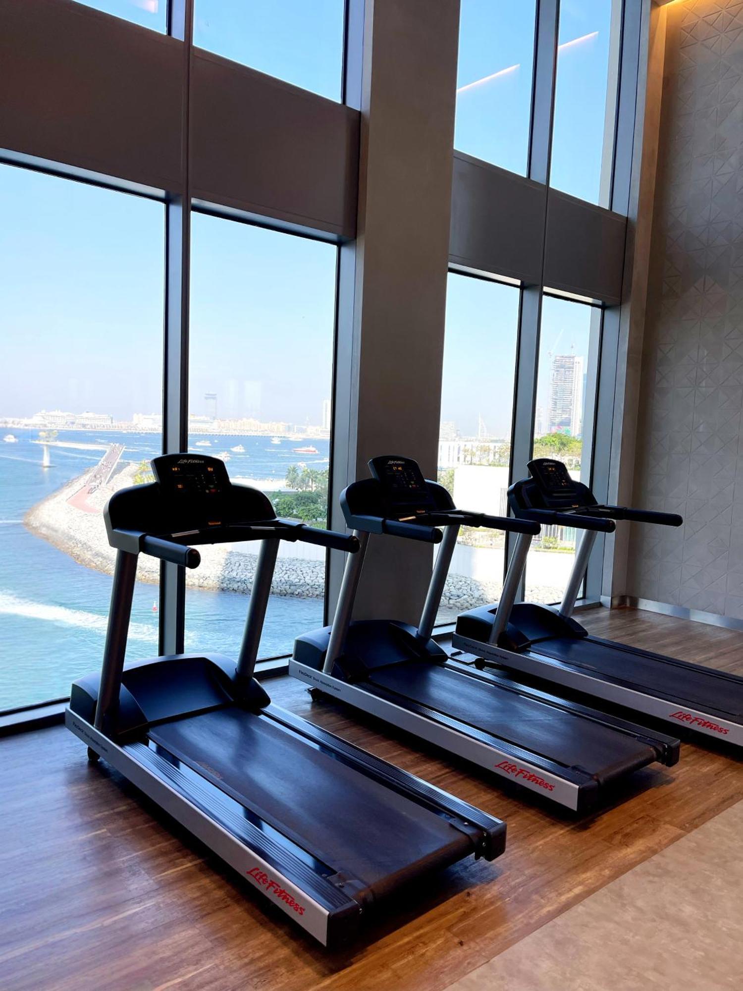 Elegantescapes - Large 2br W Marina And Sea View * Dubai