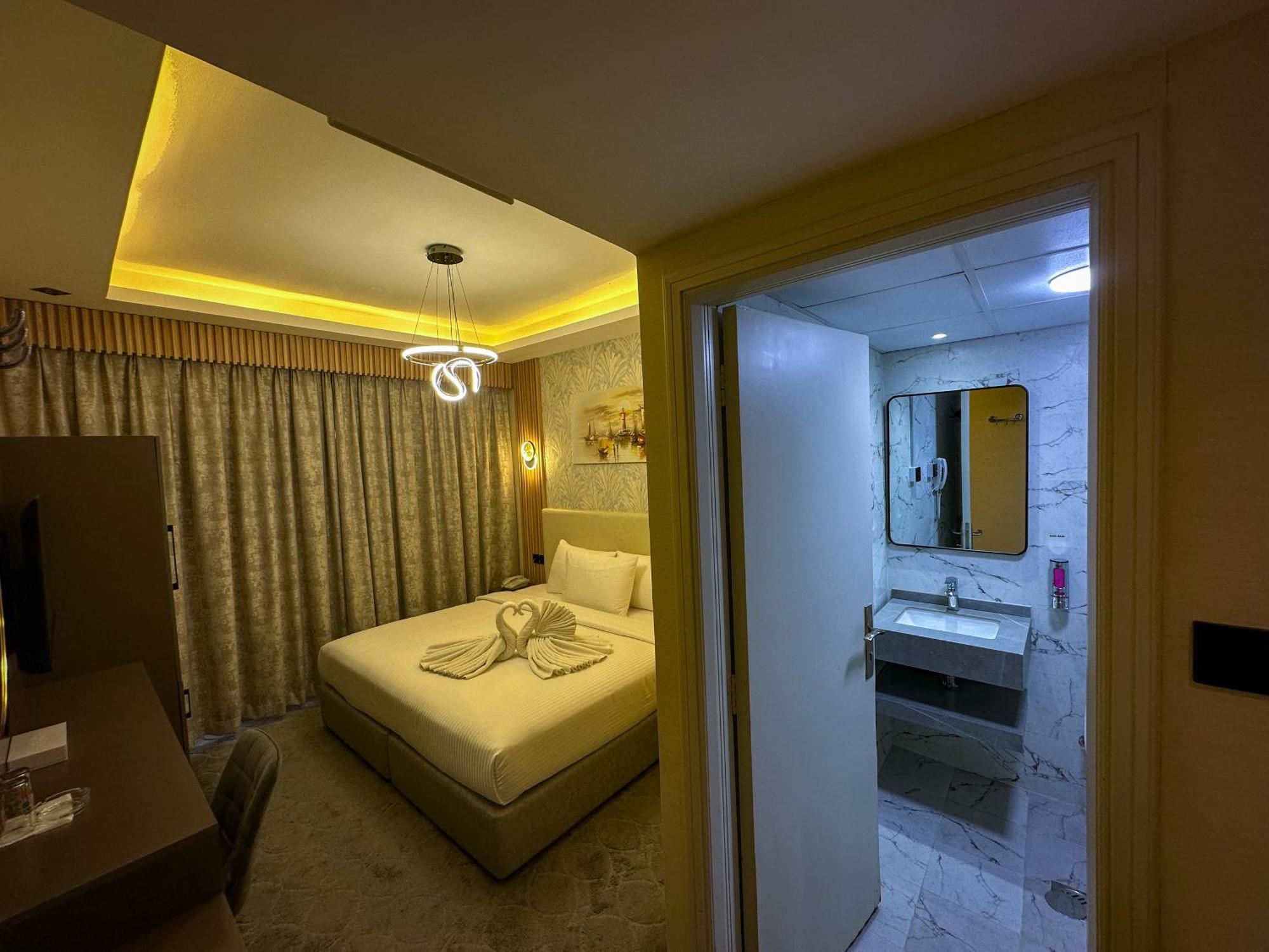 Hotel Gold Sky Avenue *