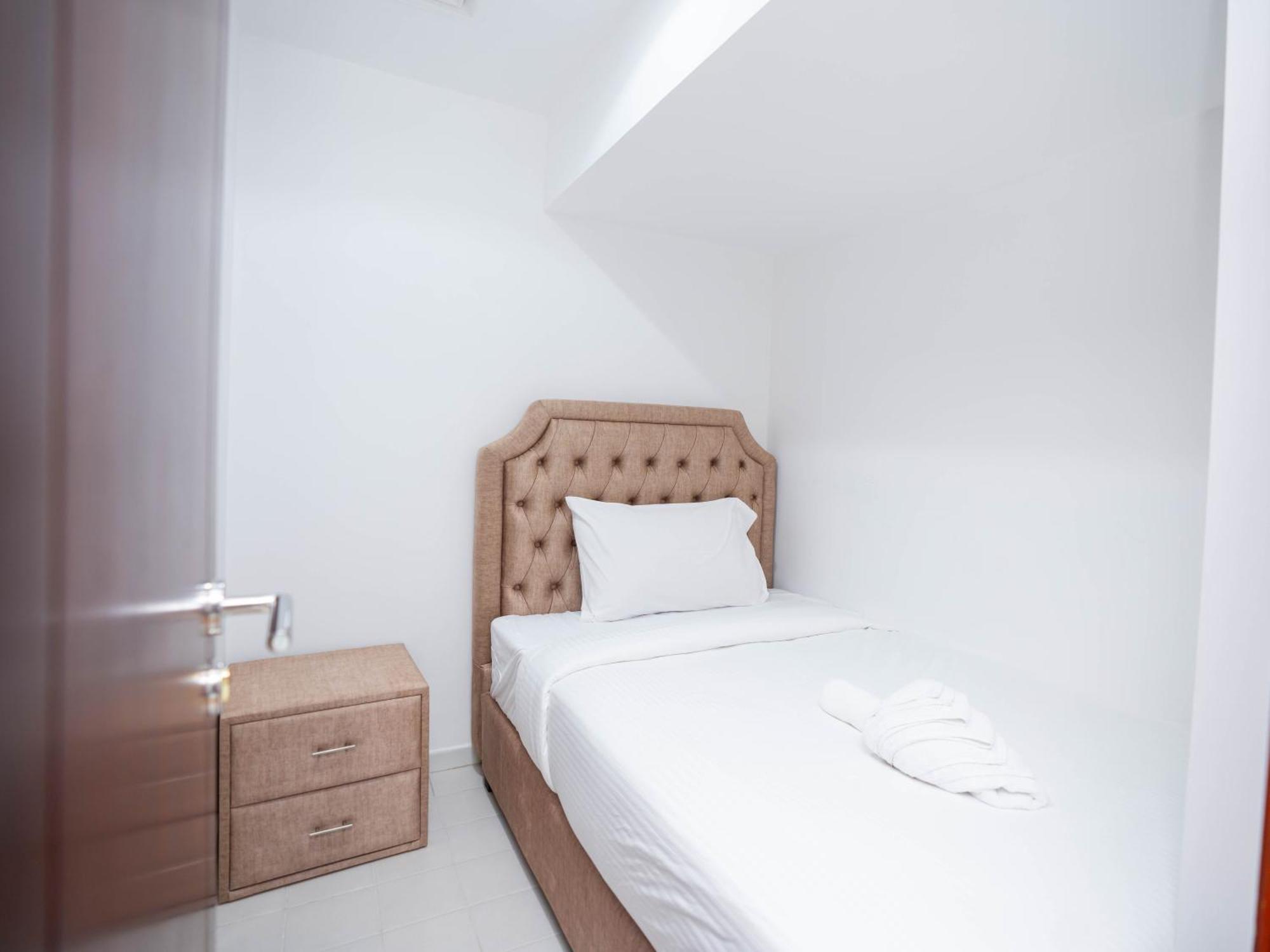 Holidays R Us 3 Bedroom Premium Location Dubai