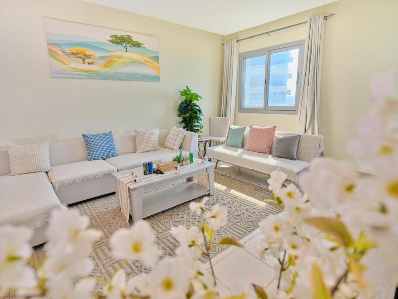Wonderful 1bd With Full Marina View Dubai