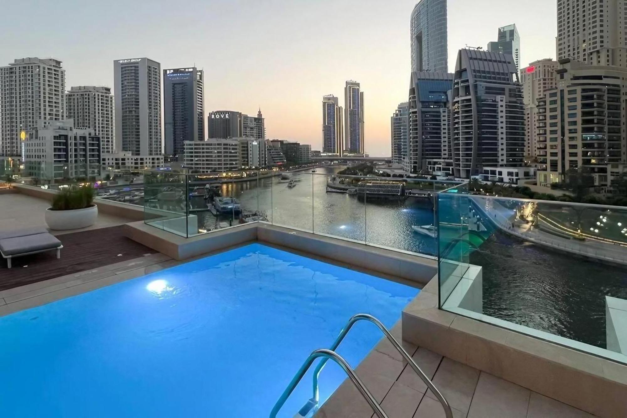 Vacay Lettings - Waterfront Luxury With Full Marina View Apartment