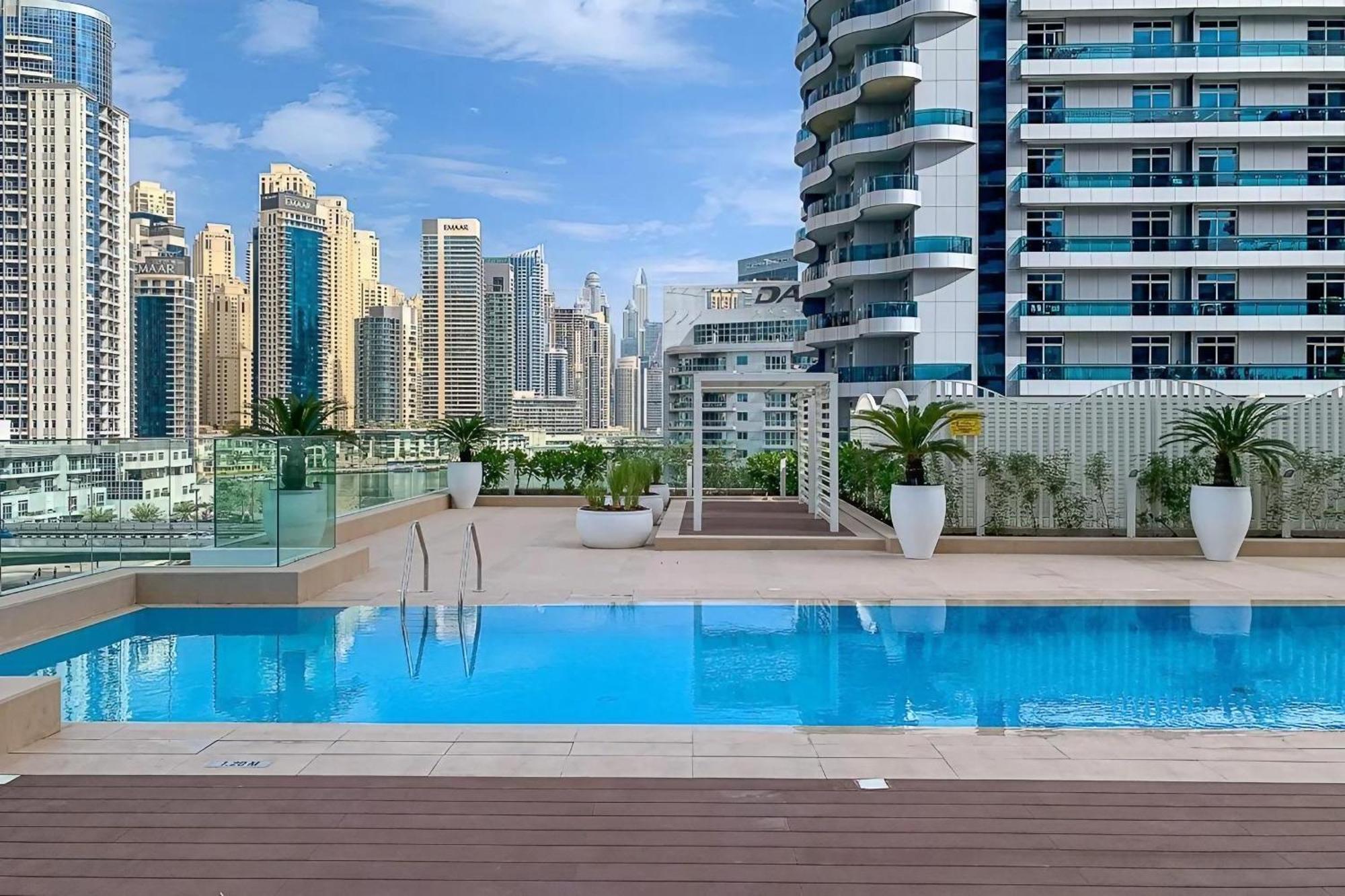Apartment Vacay Lettings - Waterfront Luxury With Full Marina View