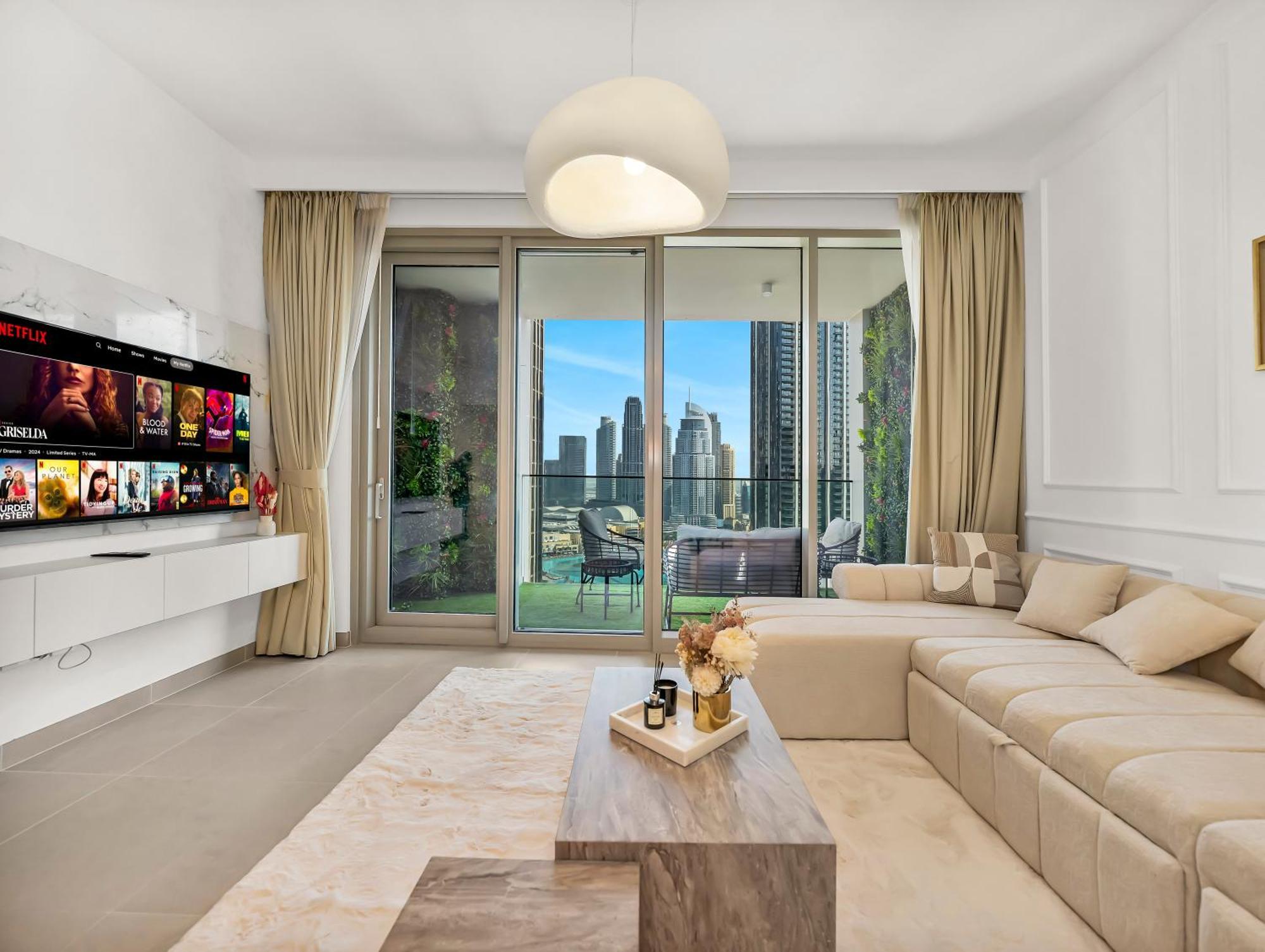 Burj Khalifa Bliss I 4 Bedroom I Burj Khalifa & Fountain Views I Free Gym, Pool, Parking, Wi-fi And Ps5 I By Skyline Serenity Dubai