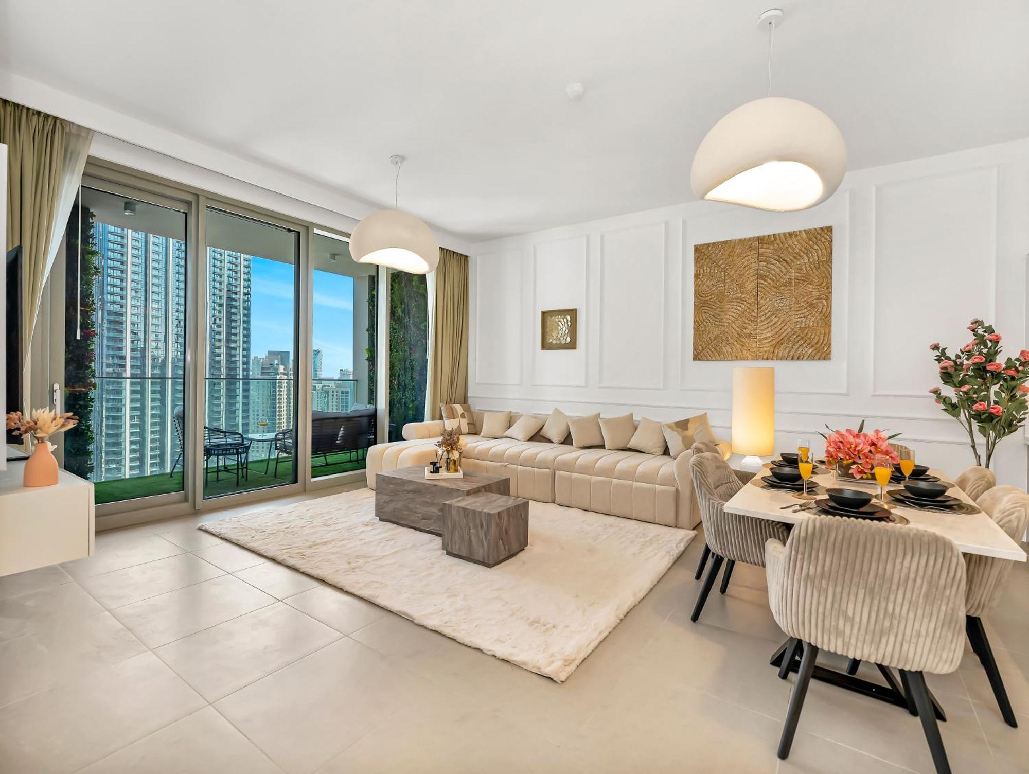 Burj Khalifa Bliss I 4 Bedroom I Burj Khalifa & Fountain Views I Free Gym, Pool, Parking, Wi-fi And Ps5 I By Skyline Serenity Apartment