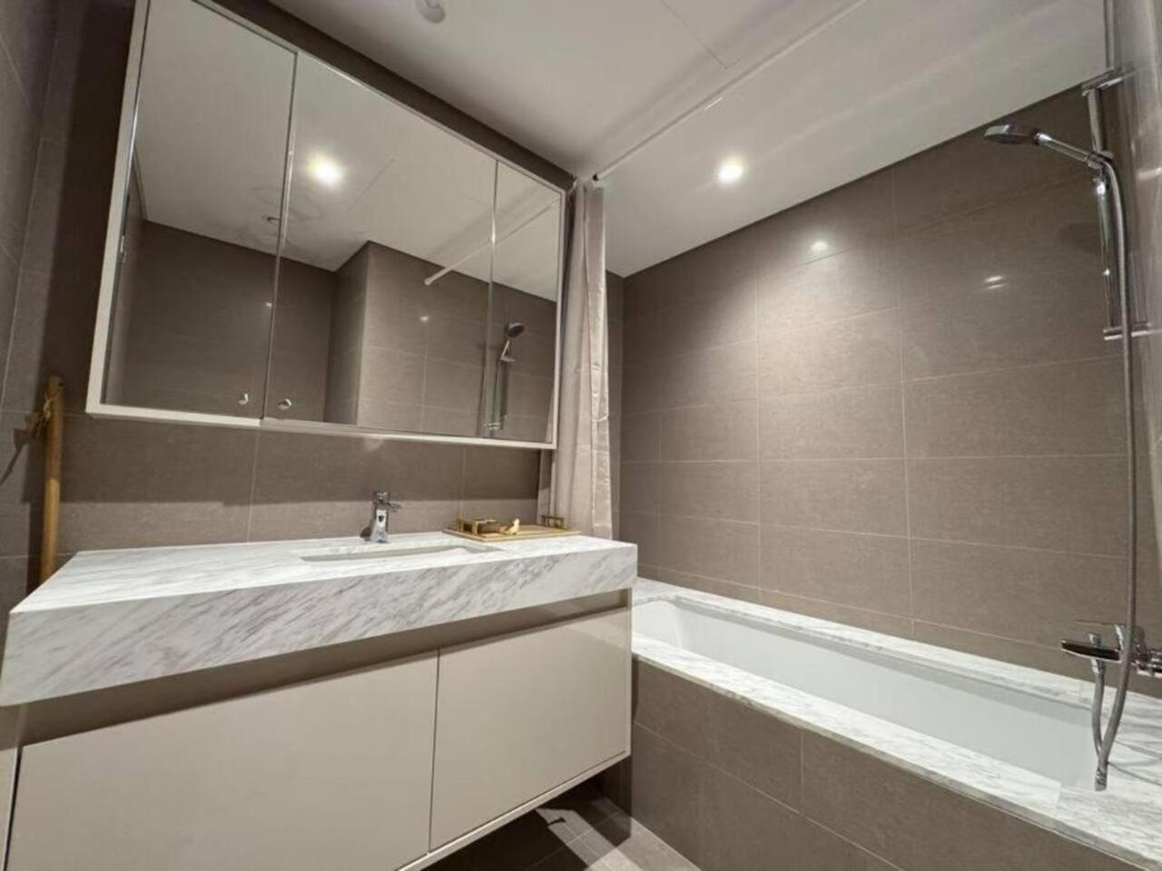 Apartamento Brown Stone - Fountain & Burj Khalifa View *