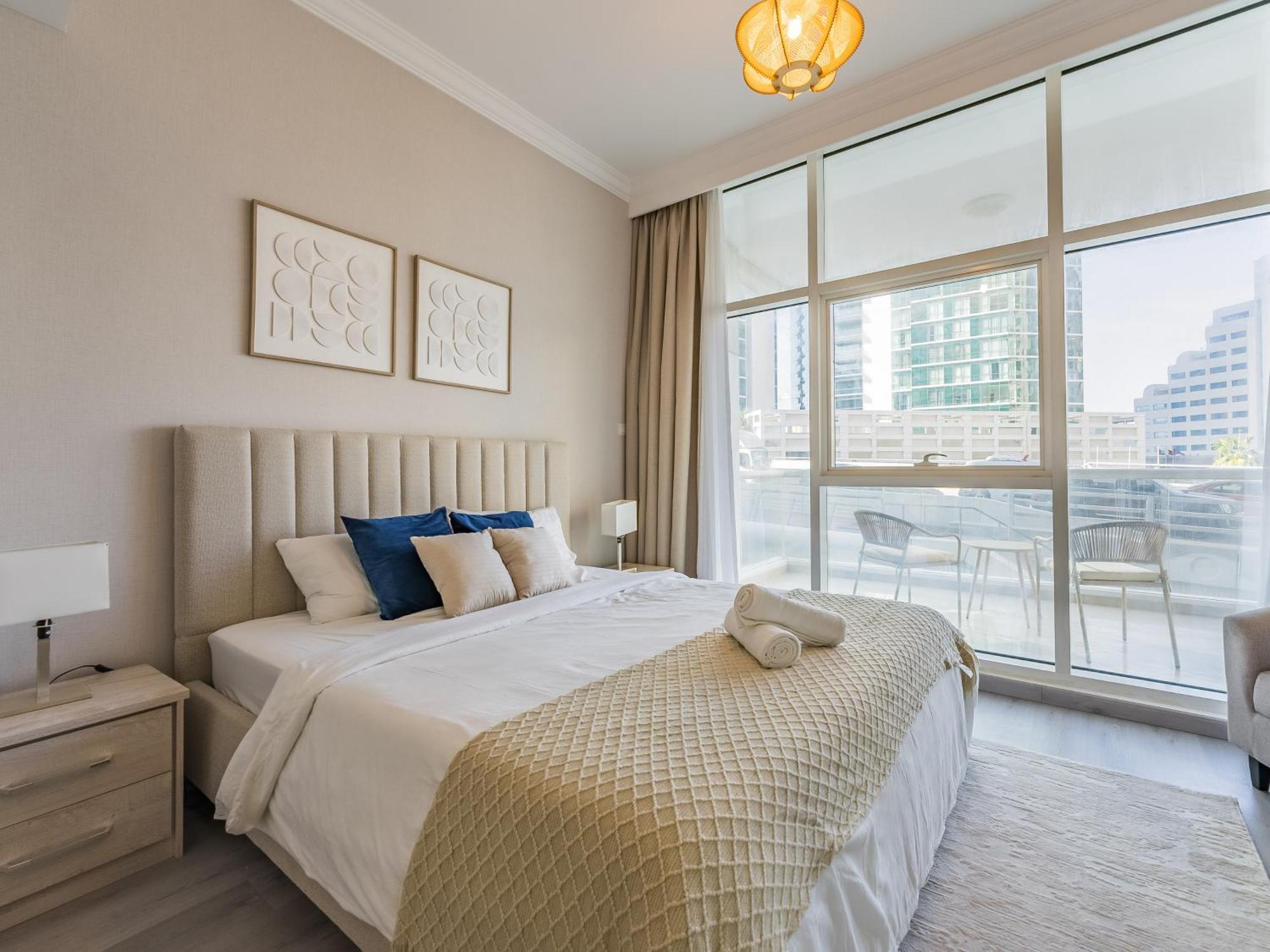 Apartment The Mallorca - Perfect Location 1bd Dubai