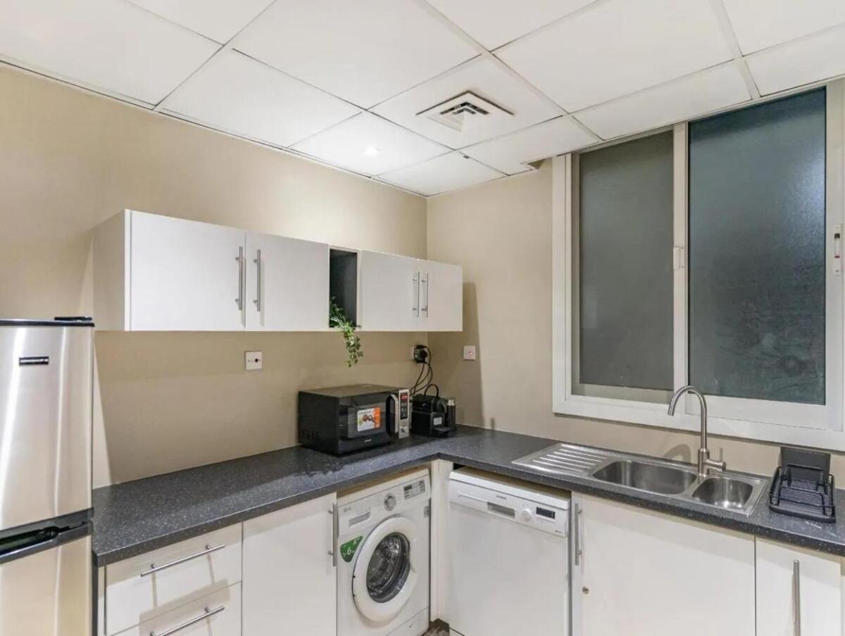 Daire Luxury One Bedroom In Marina Dubai