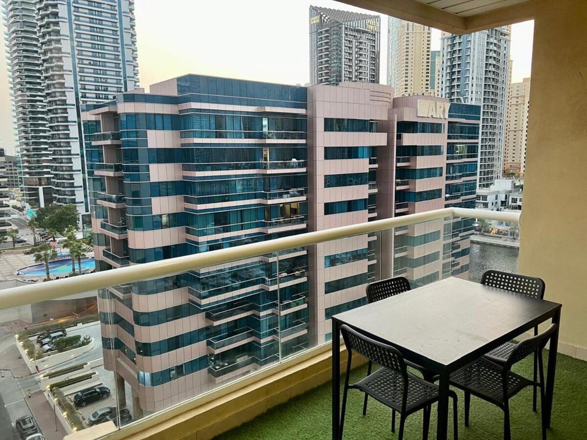 Luxury One Bedroom In Marina Dubai