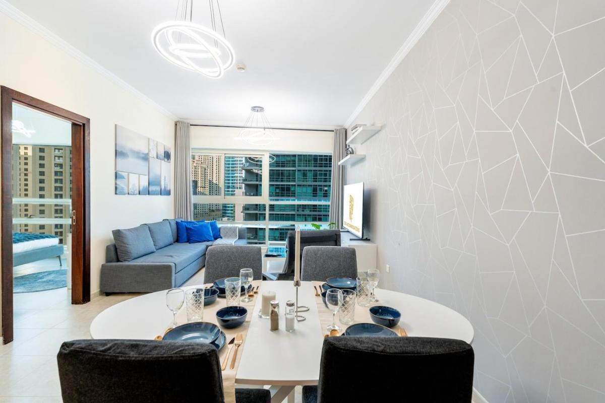 Luxury Waterfront Marina Dubai
