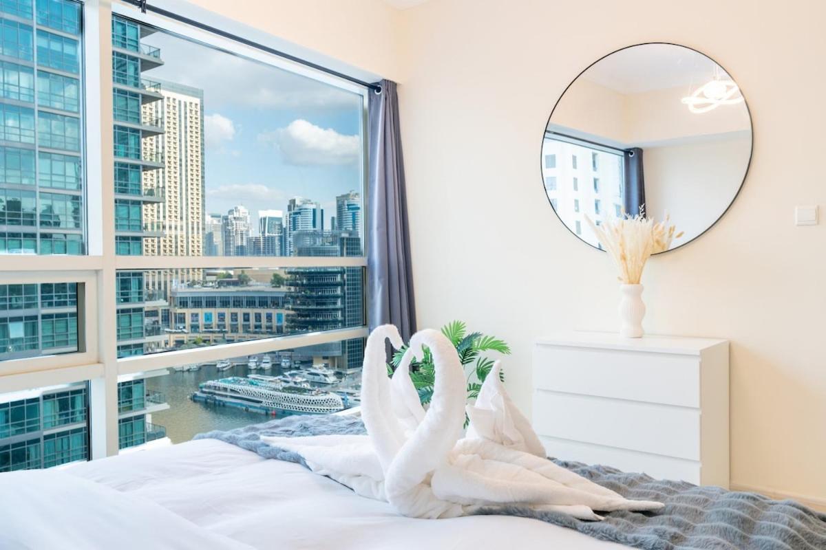Apartment Luxury Waterfront Marina Dubai