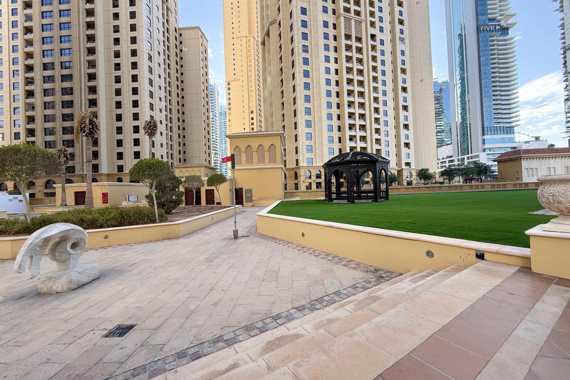 Apartment Beachside On Jbr Walk With Modern Interiors Dubai