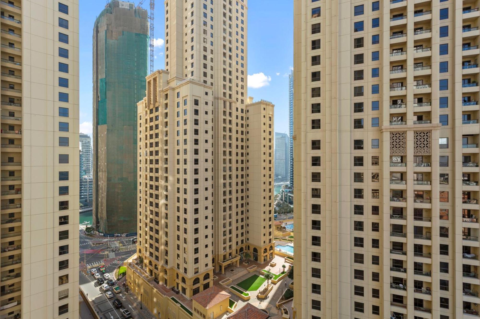 Beachside On Jbr Walk With Modern Interiors Apartment Dubai
