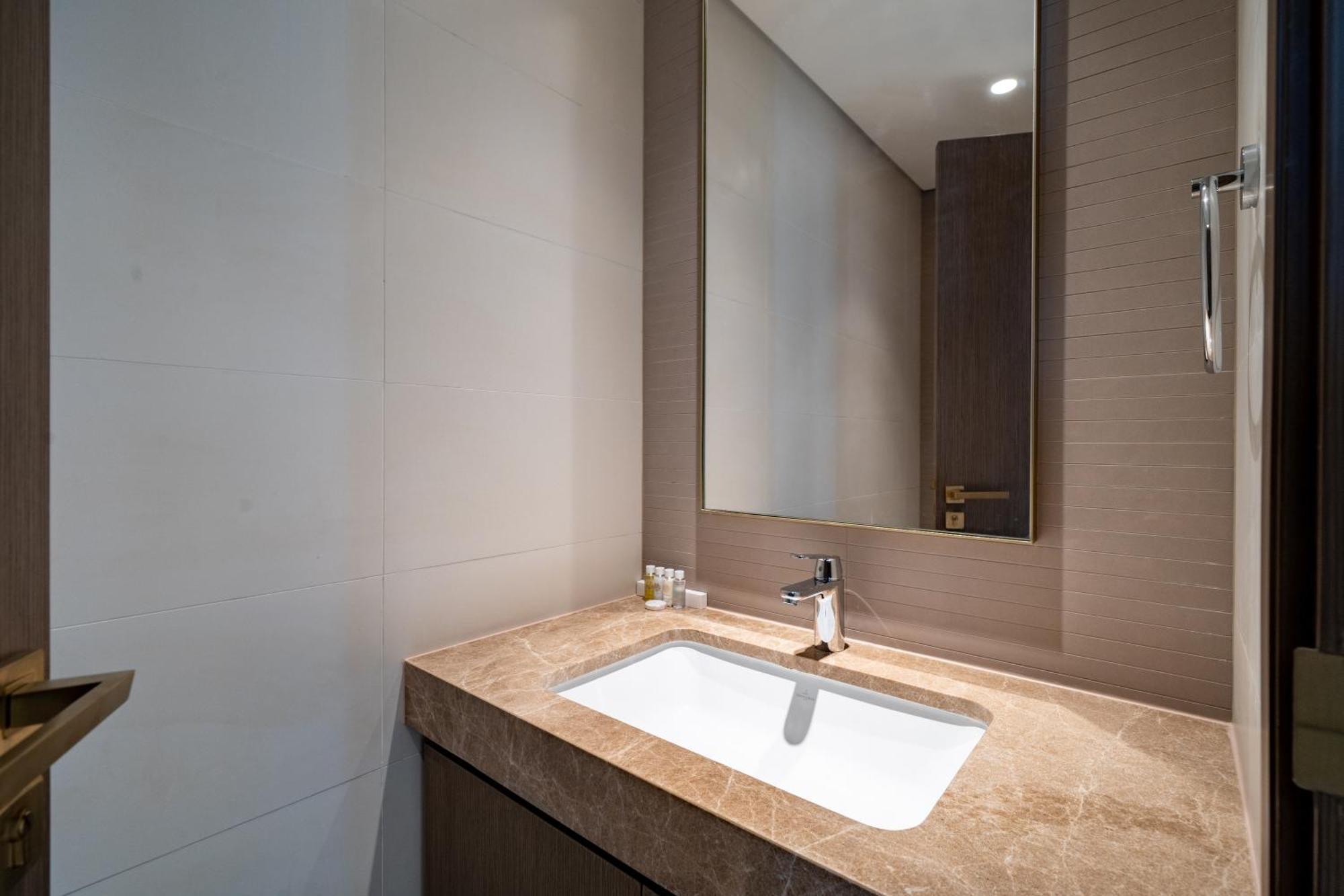 Homes Beyond Brand New 2br With Access Apartment