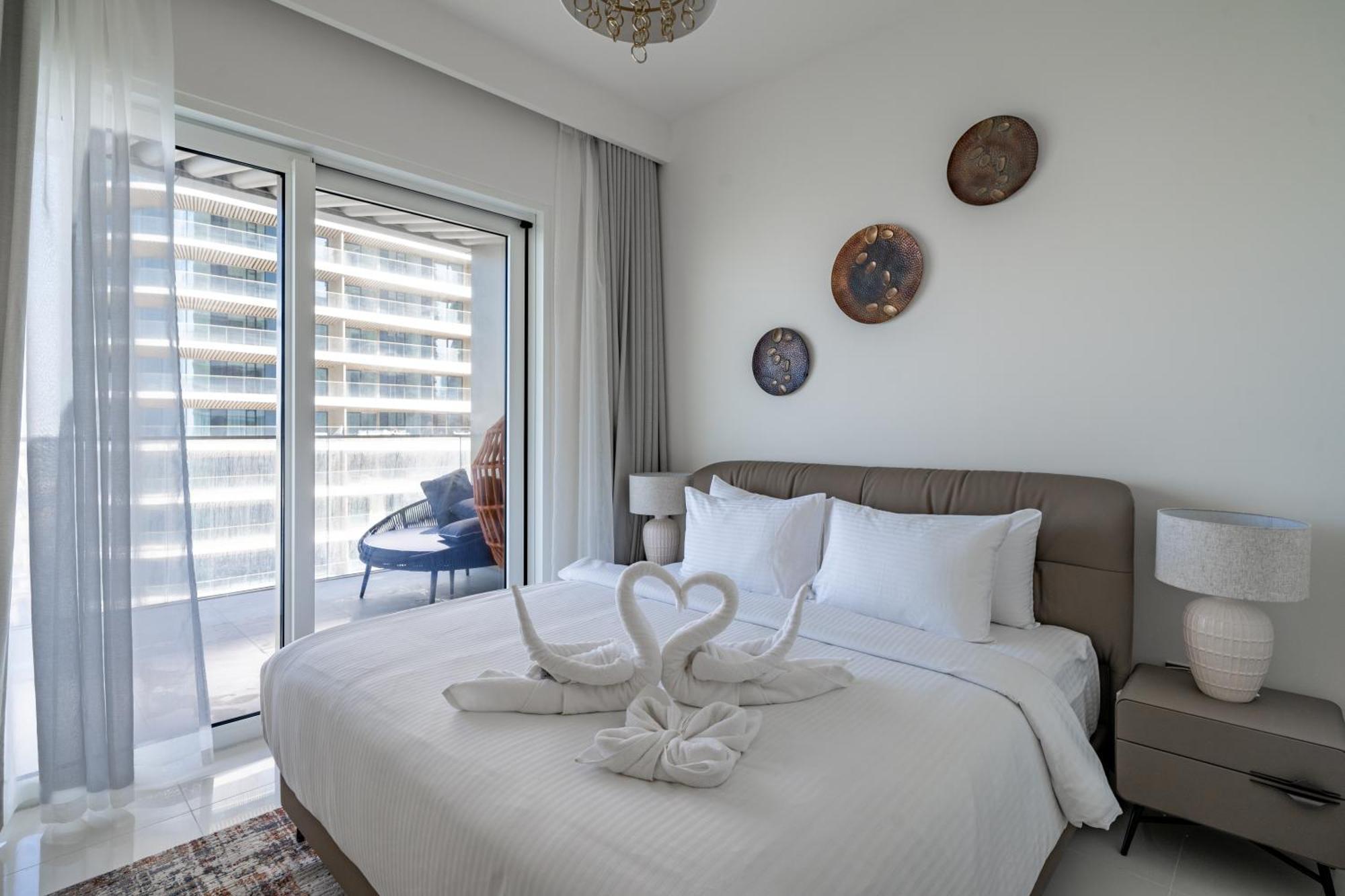Apartment Homes Beyond Brand New 2br With Access Dubai