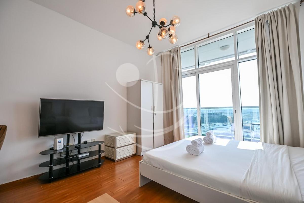 Boulevard - Modern In Jvt W High-end Gym & Pool Apartment *