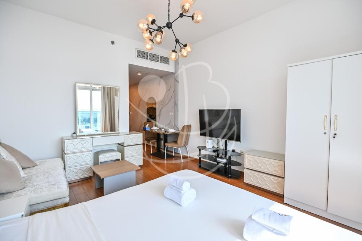 Boulevard - Modern In Jvt W High-end Gym & Pool Apartment Dubai