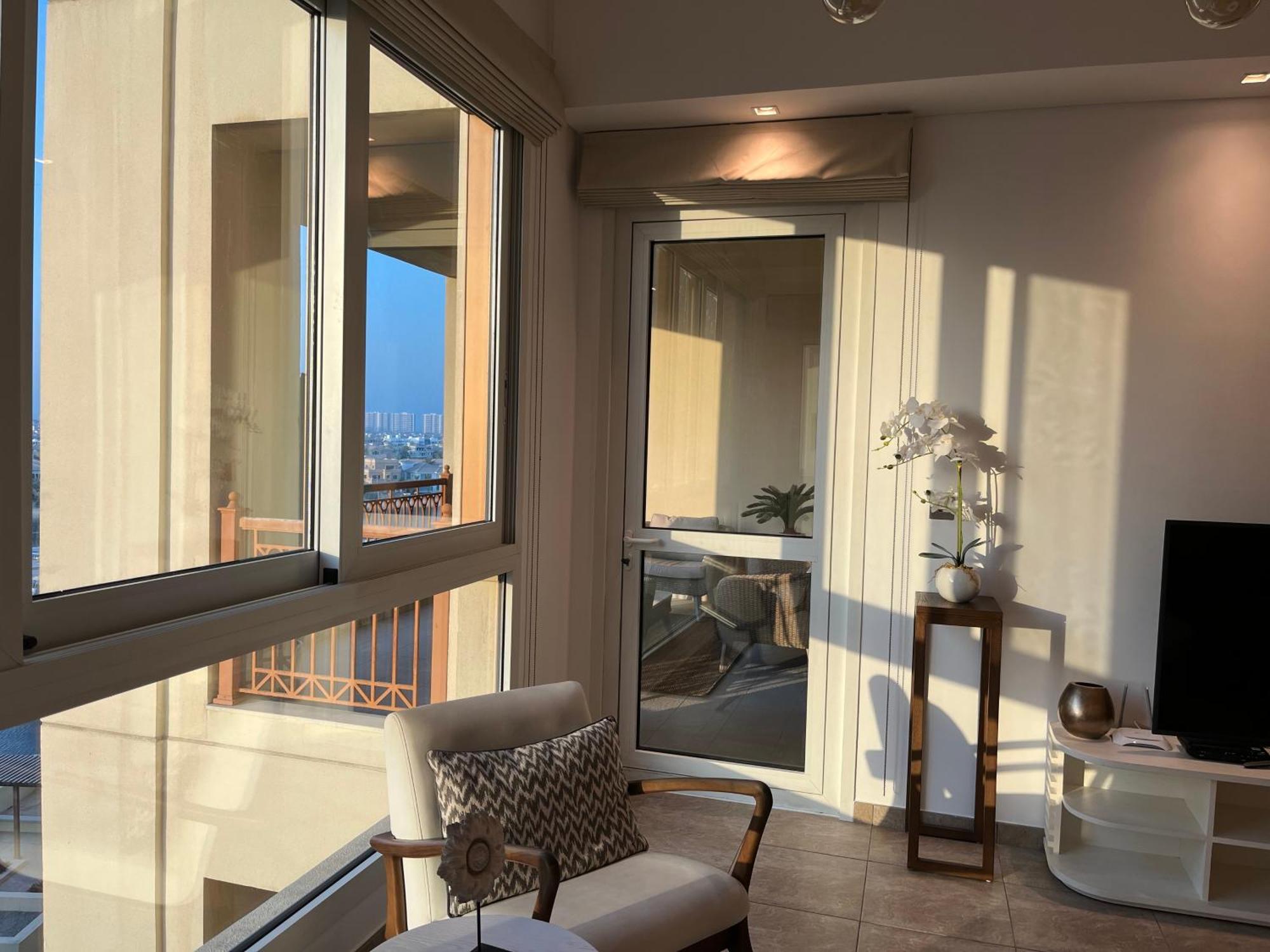 Luxury Sea View Near Five Palm - 2 Bedrooms - Pool - Gym Apartment