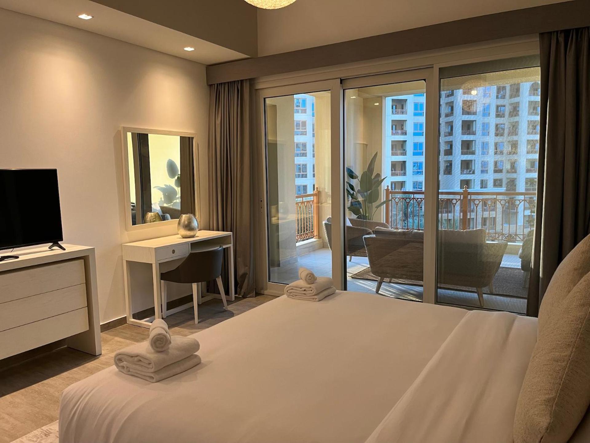 Luxury Sea View Near Five Palm - 2 Bedrooms - Pool - Gym Apartment *