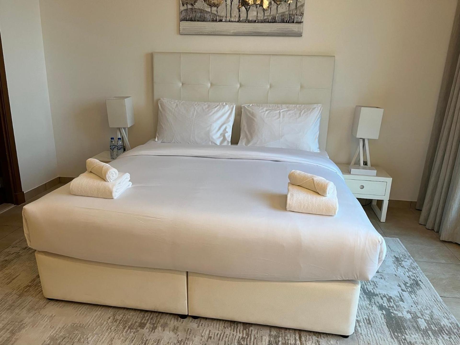 Luxury Sea View Near Five Palm - 2 Bedrooms - Pool - Gym Apartment Dubai