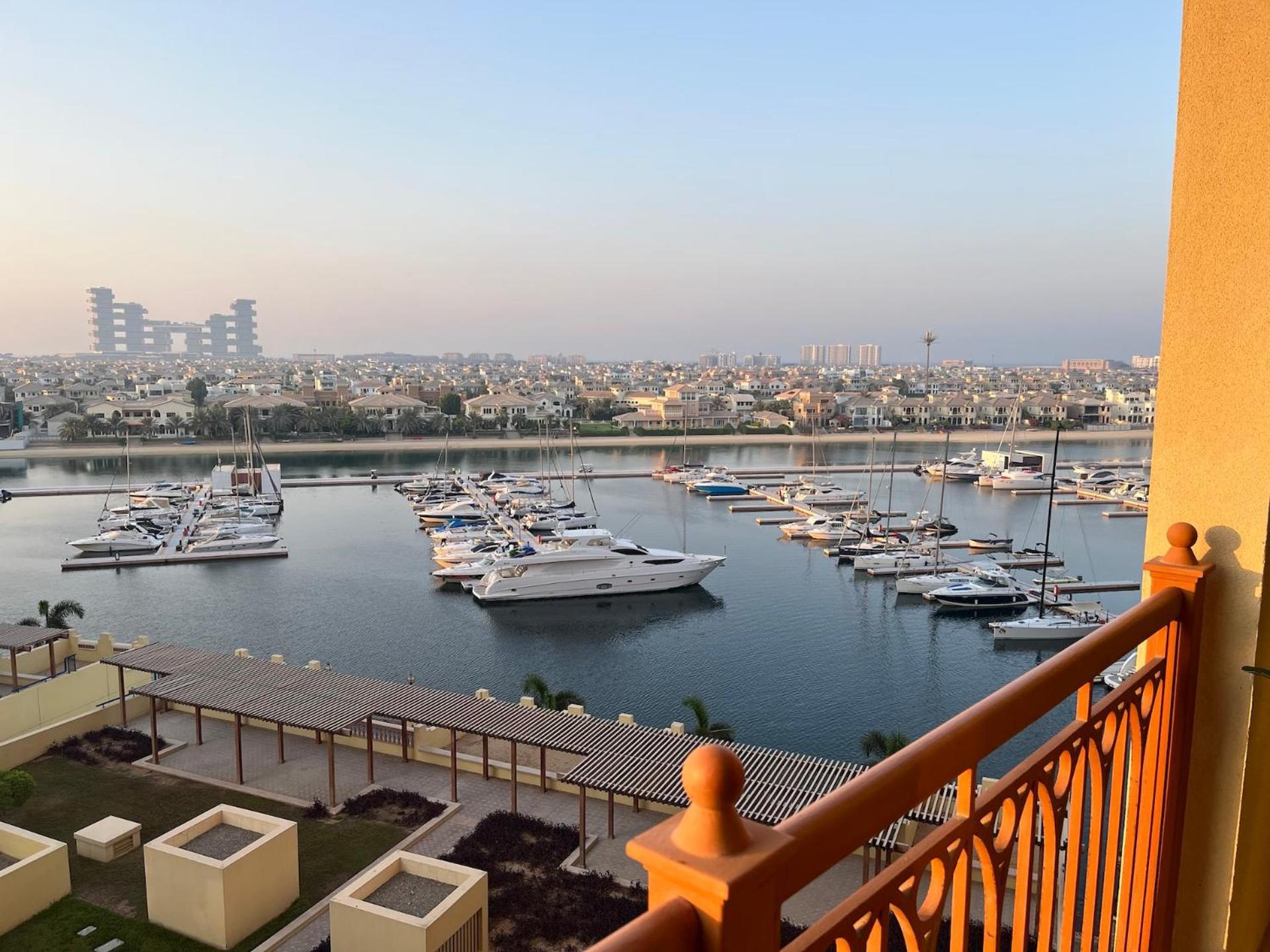 Luxury Sea View Near Five Palm - 2 Bedrooms - Pool - Gym *