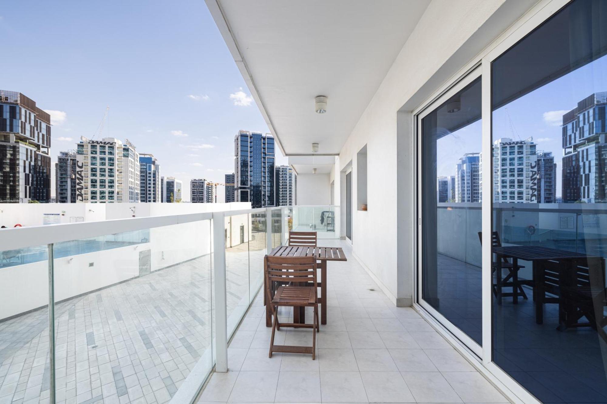 Comfort Cozy Living Ag Tower Business Bay Apartamento