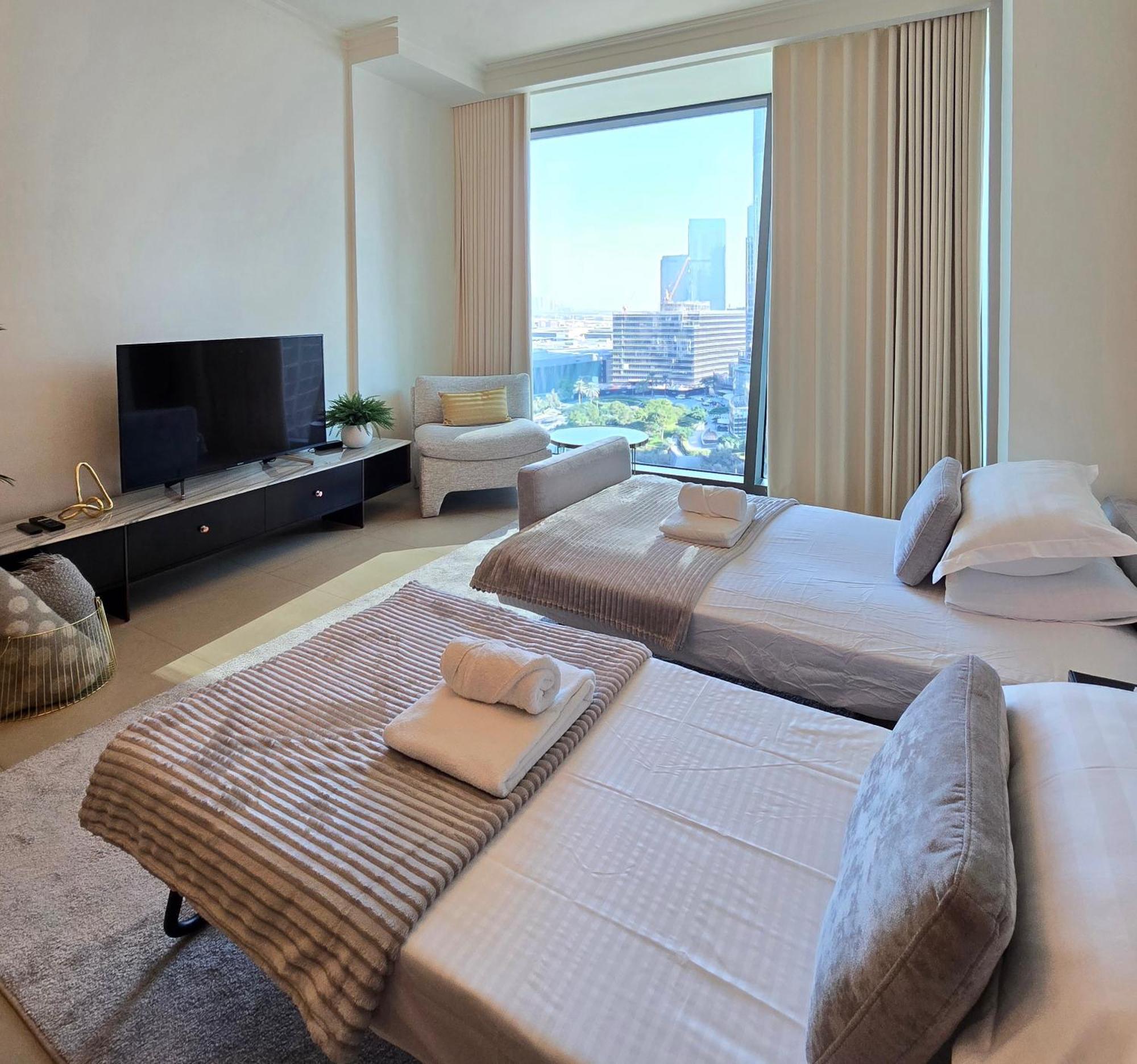 Perfect View W/ Direct Access To Mall & Metro Apartment