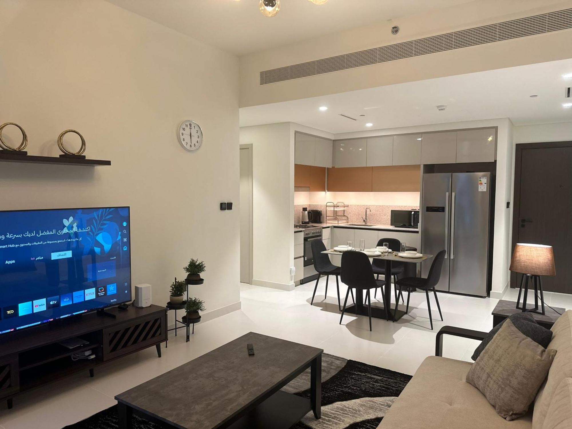 Daire Amakin Beachfront Palm Jumeirah Marina Vista 2 *