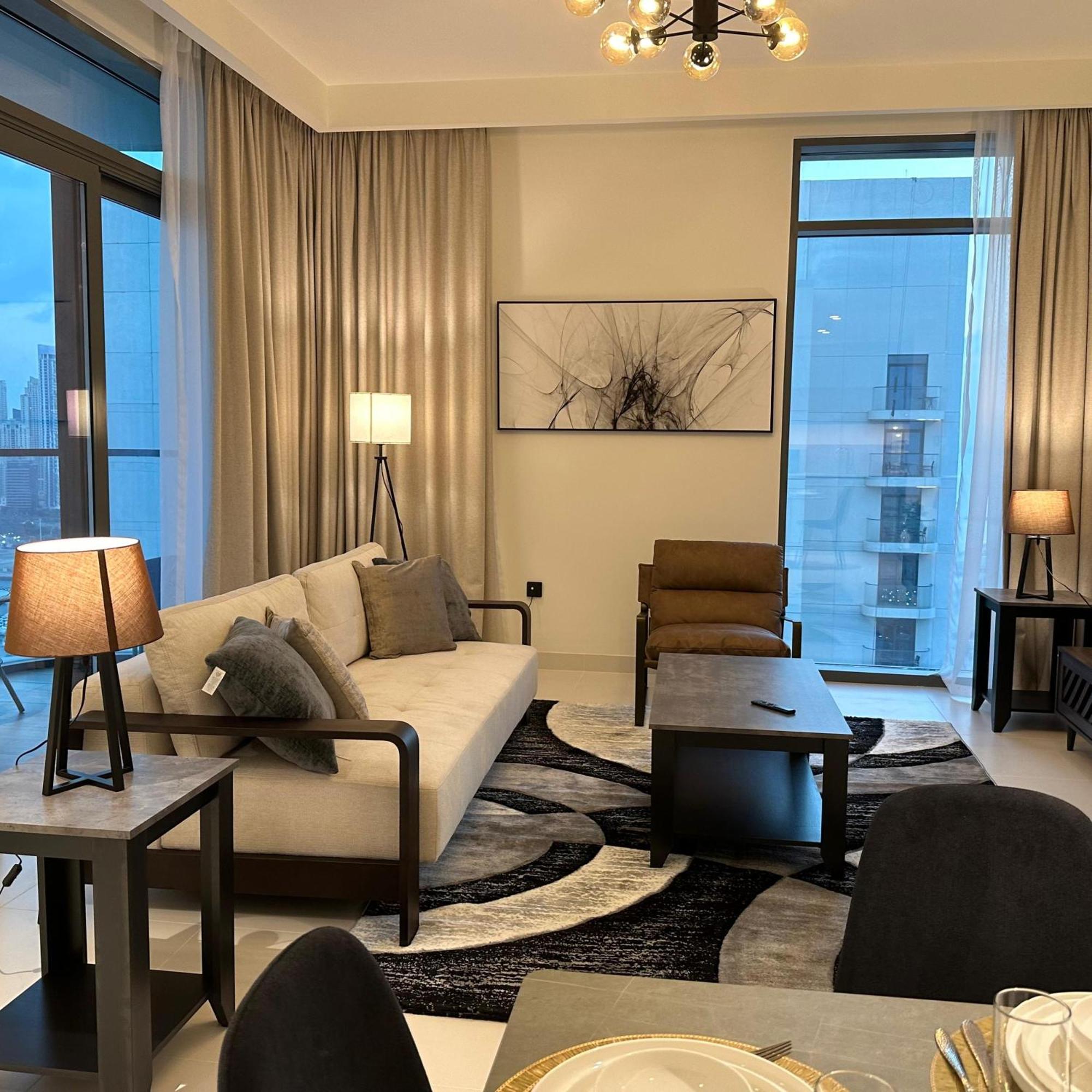 Daire Amakin Beachfront Palm Jumeirah Marina Vista 2 Dubai