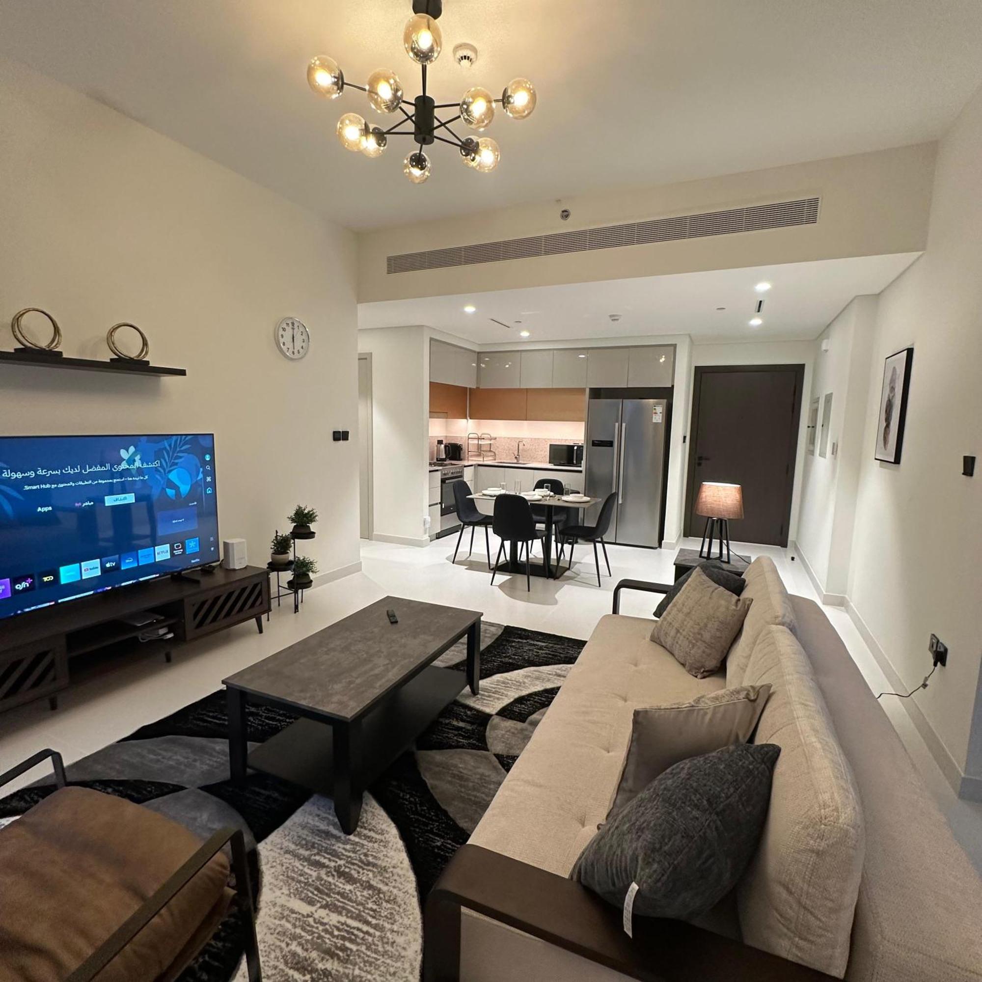 Daire Amakin Beachfront Palm Jumeirah Marina Vista 2 *