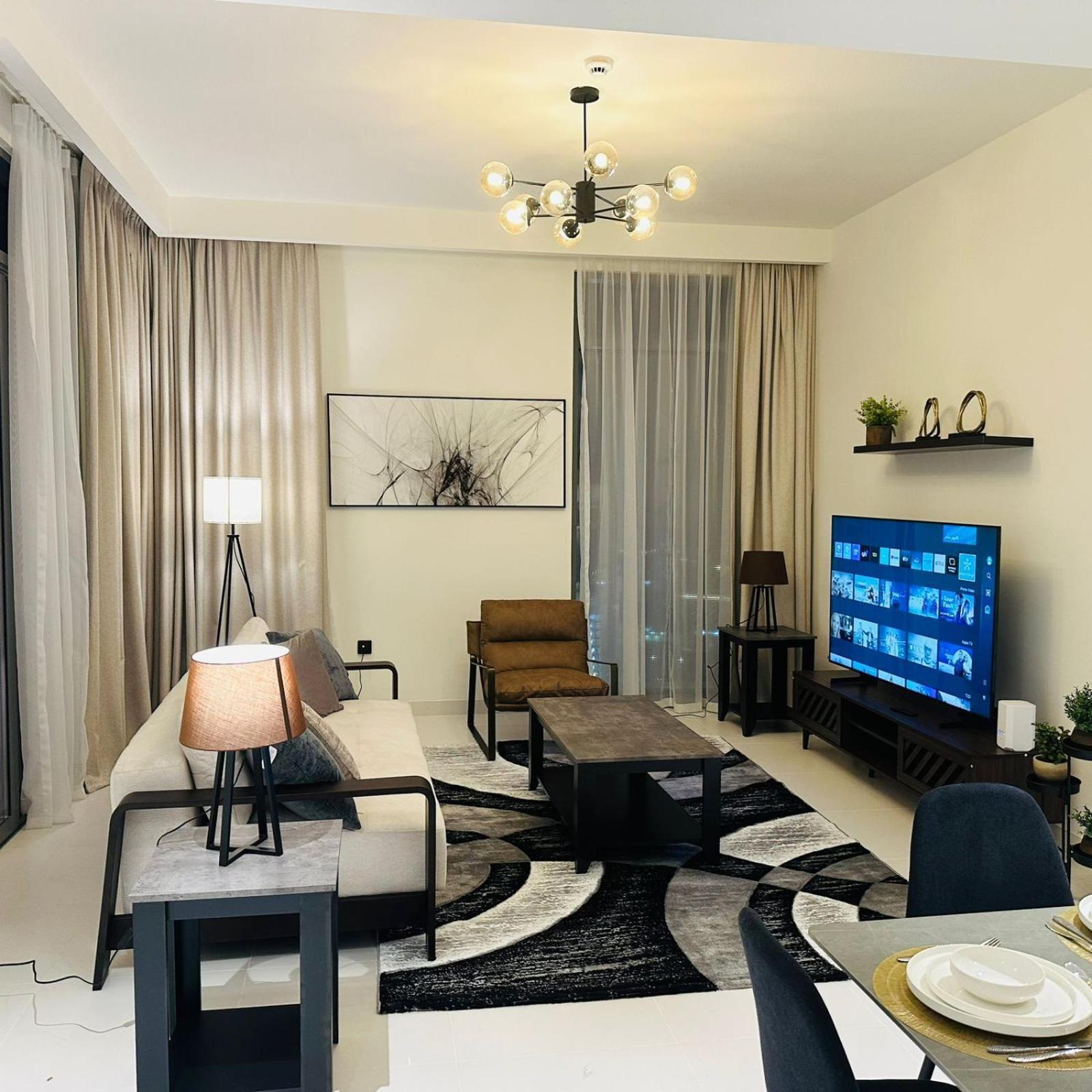 Daire Amakin Beachfront Palm Jumeirah Marina Vista 2 *
