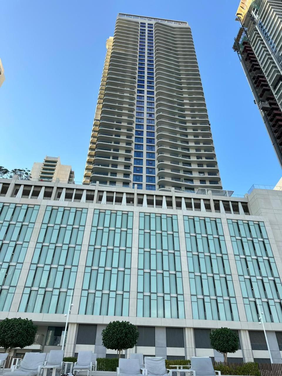 Daire Amakin Beachfront Palm Jumeirah Marina Vista 2