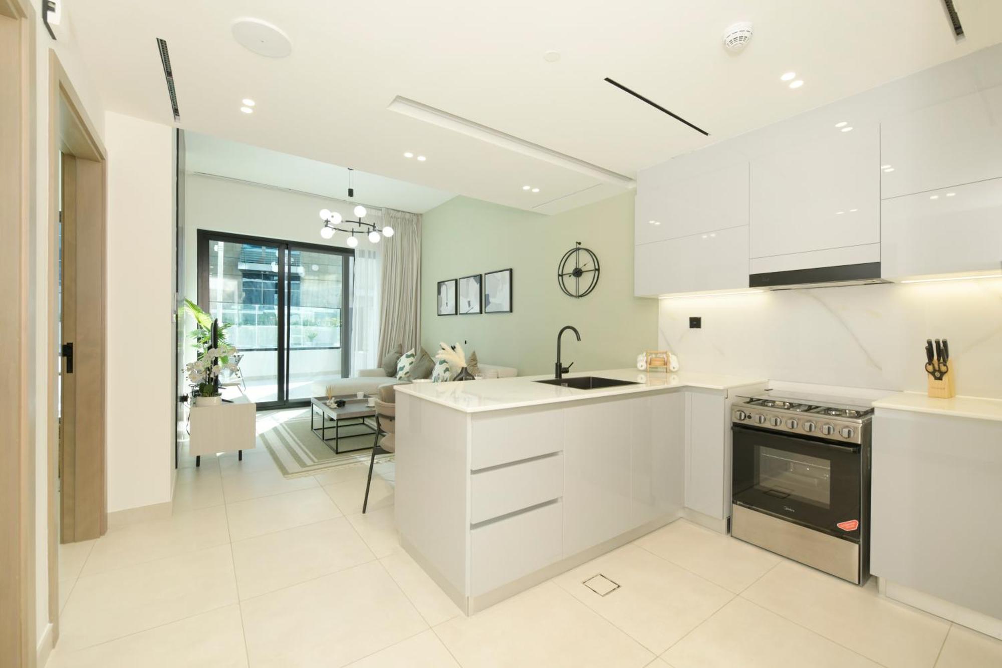 Burj Khalifa Poolview 1br For 4 People *