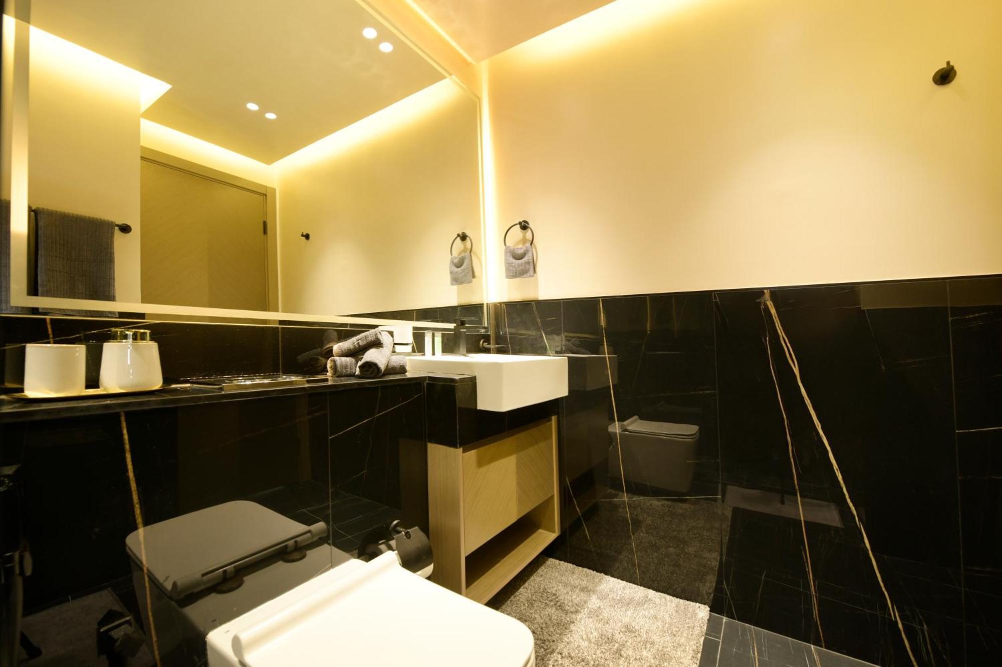 Apartment Burj Khalifa Poolview 1br For 4 People Dubai