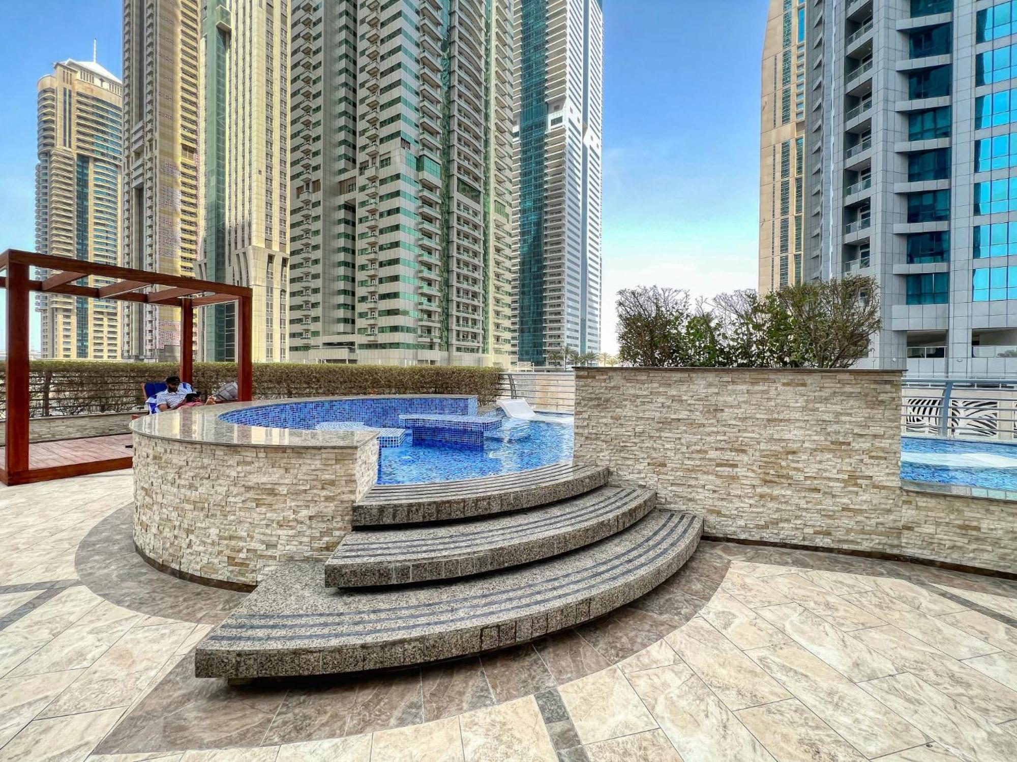 The Smart Concierge - Princess Tower * Dubai