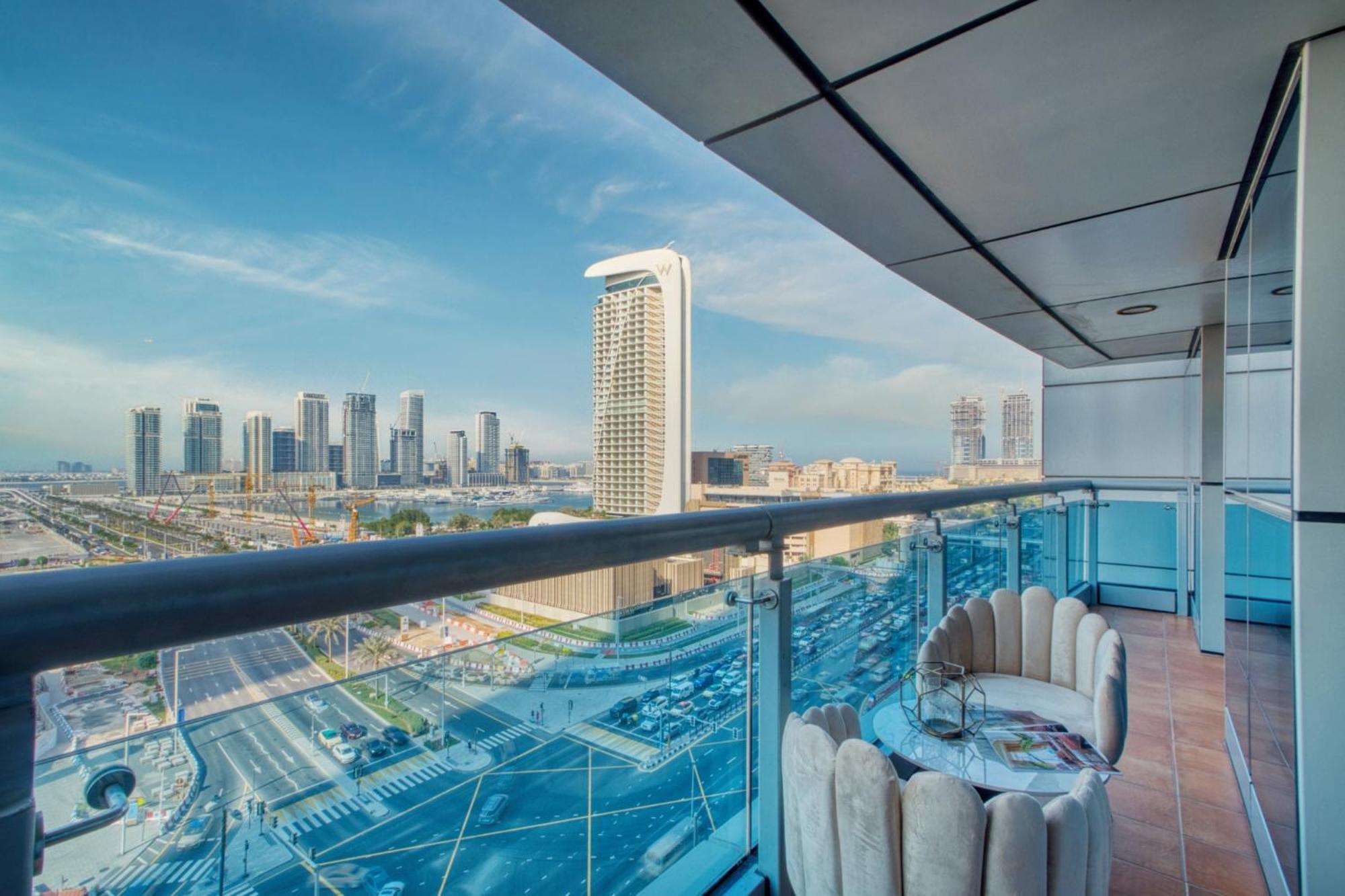The Smart Concierge - Princess Tower Apartment *