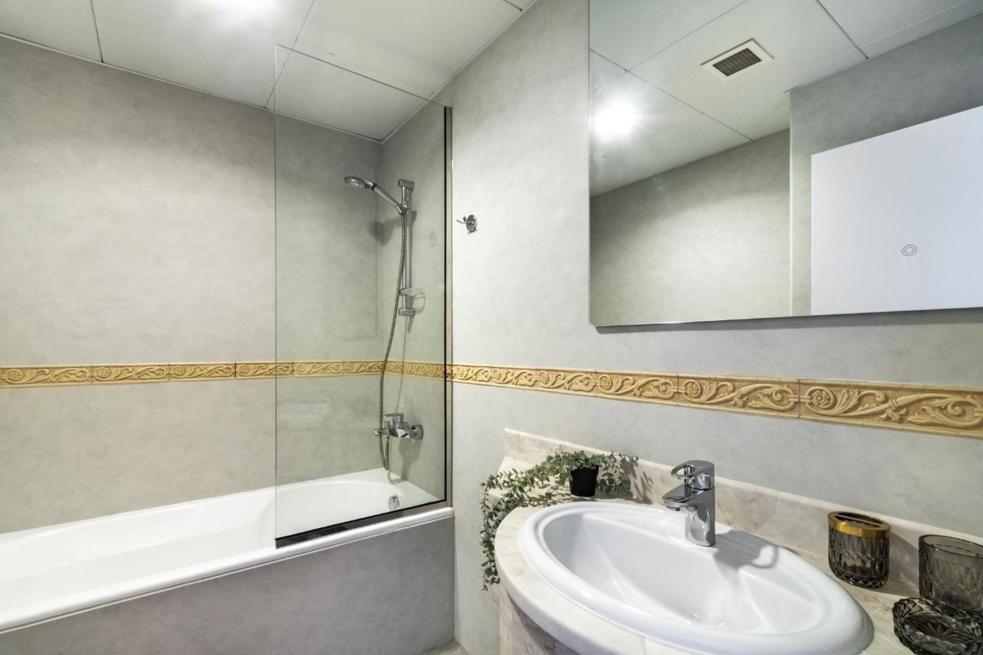 The Smart Concierge - Princess Tower *