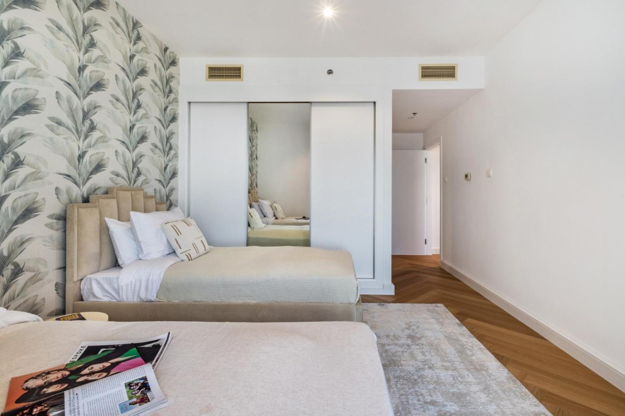 The Smart Concierge - Princess Tower Apartment Dubai
